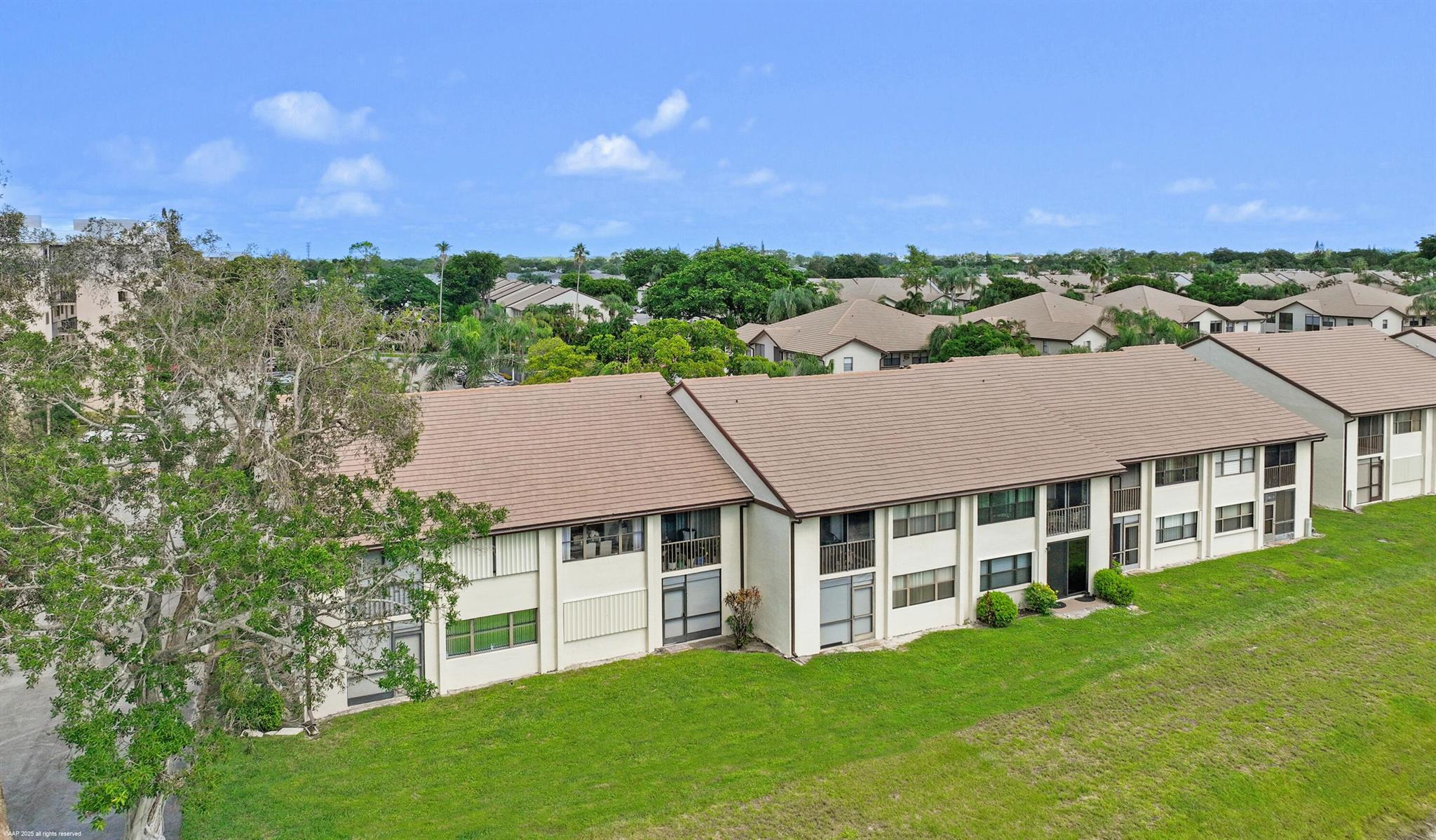 LUCERNE POINTE ONE,TWO,TH - Residential