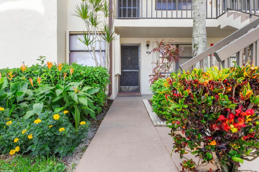 Photo of 7698 Tahiti Lane #105, Lake Worth, FL 33467 (MLS # R11133296)