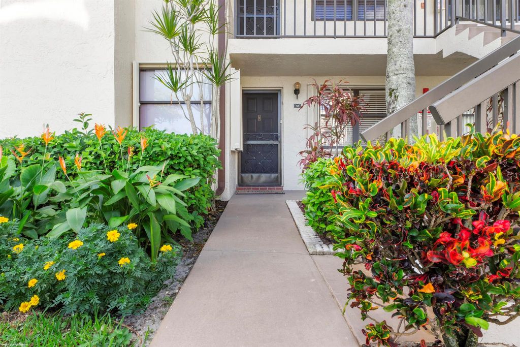 Photo of 7698 Tahiti Lane #105, Lake Worth, FL 33467 (MLS # R11133296)