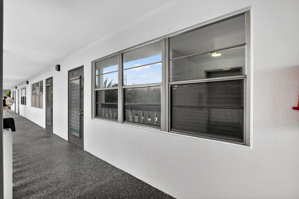 Photo of 2070 Newport Q, Deerfield Beach, FL 33442 (MLS # R11159502)