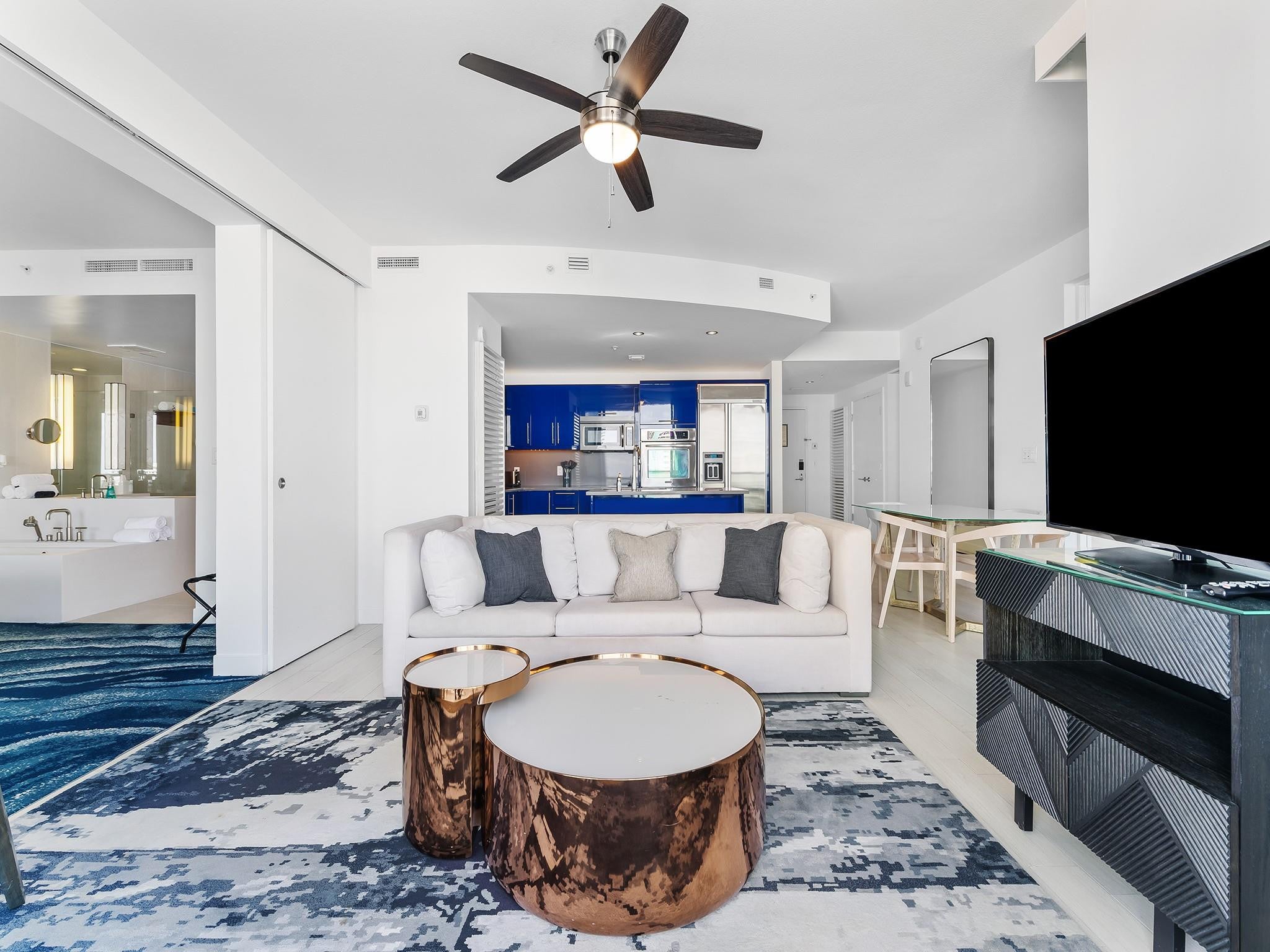 3101 BAYSHORE Drive 1008