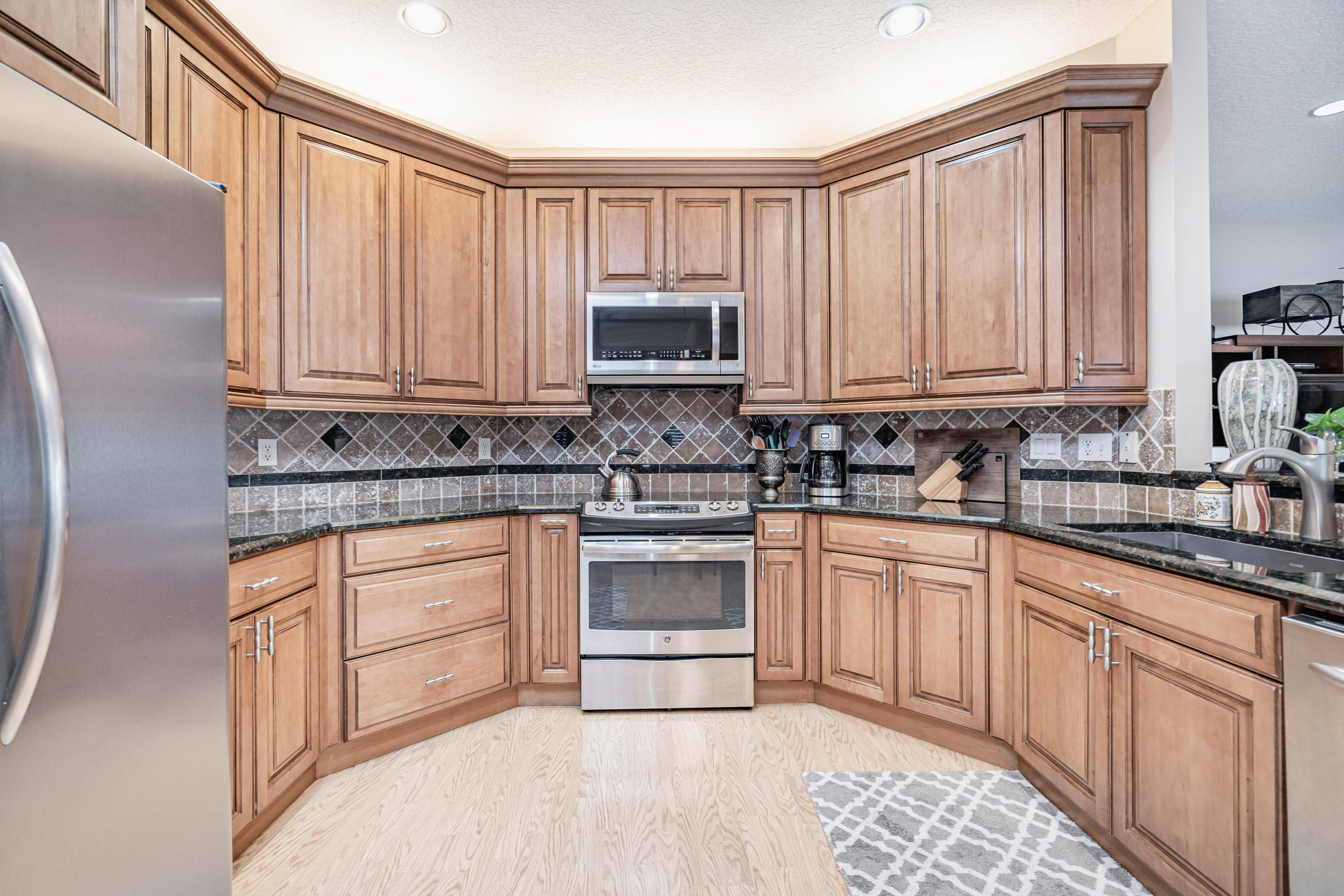 LAKE CHARLESTON TRS T AND V 2 - Residential