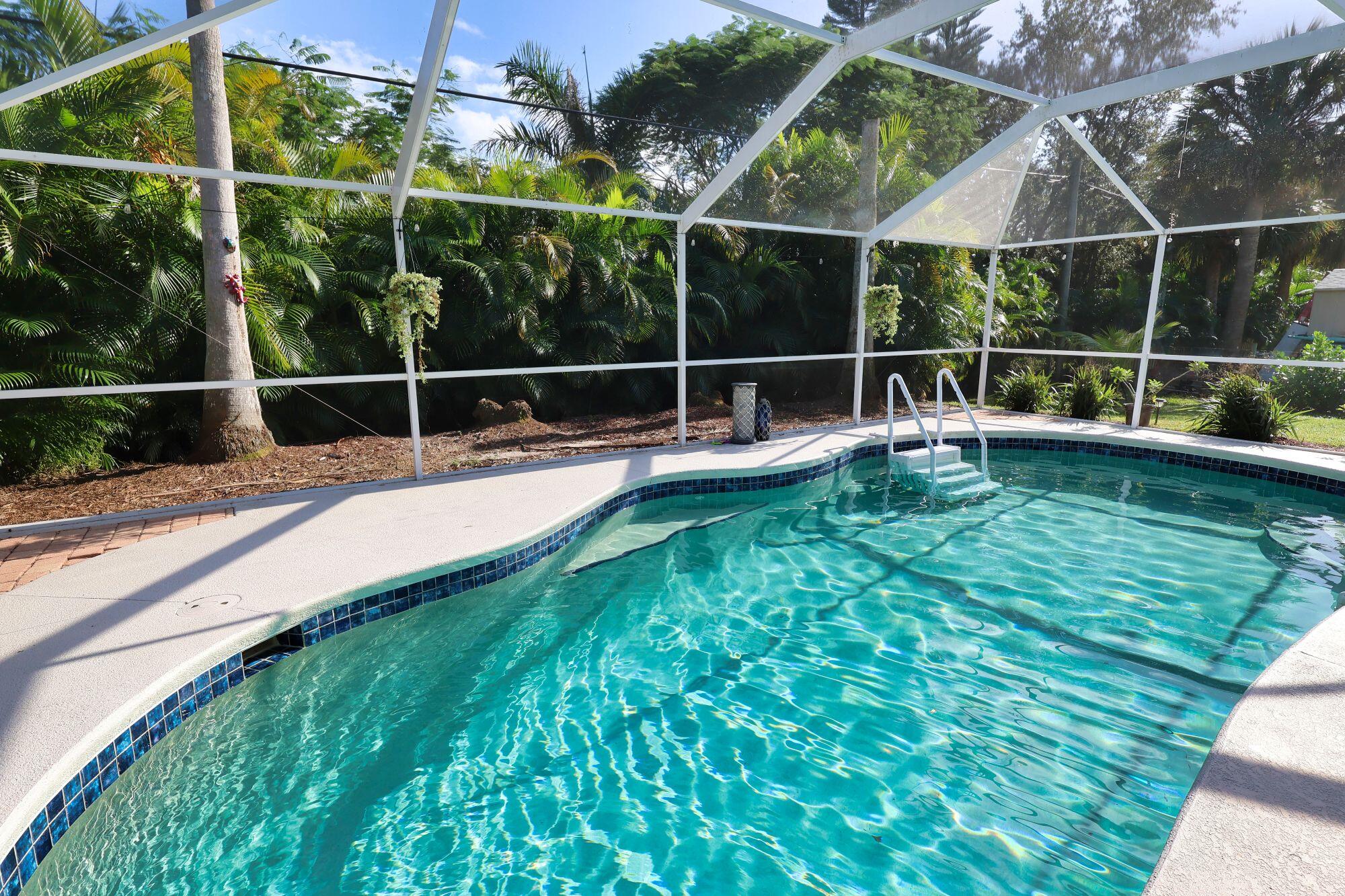 SEBASTIAN HIGHLANDS UNIT 10 - Residential