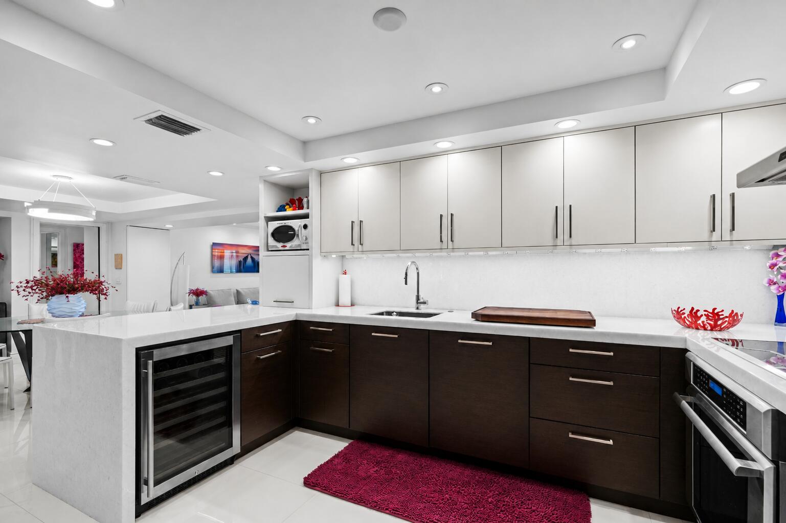 TWENTY SIX HUNDRED CONDO - Residential