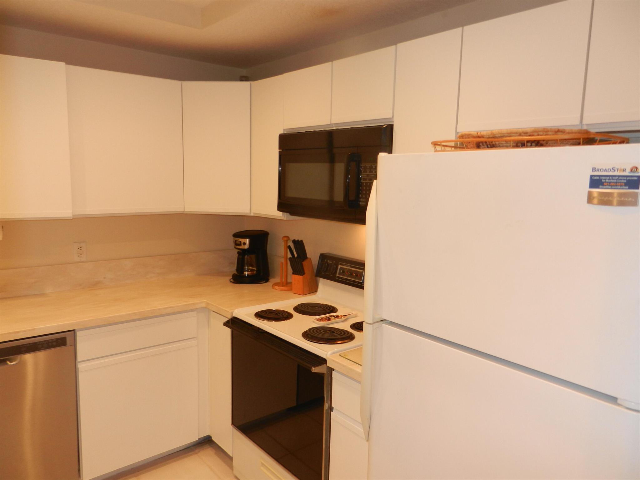 Jupiter, Florida 33458, United States, 2 Bedrooms Bedrooms, ,2 BathroomsBathrooms,Residential,Pending,209470