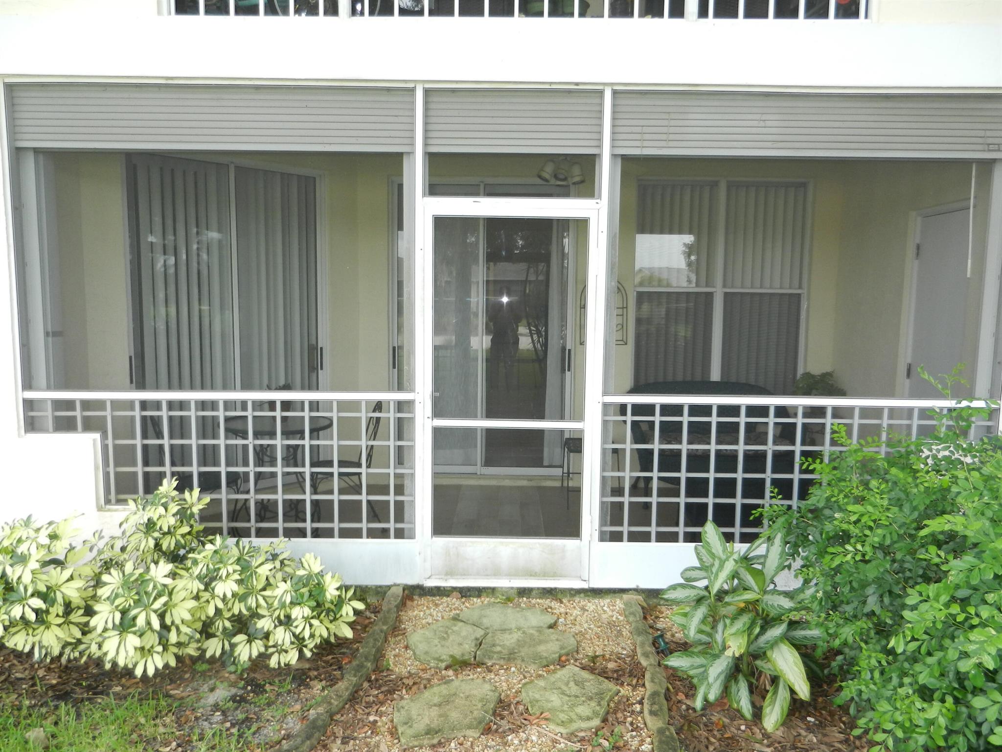 Jupiter, Florida 33458, United States, 2 Bedrooms Bedrooms, ,2 BathroomsBathrooms,Residential,Pending,209470