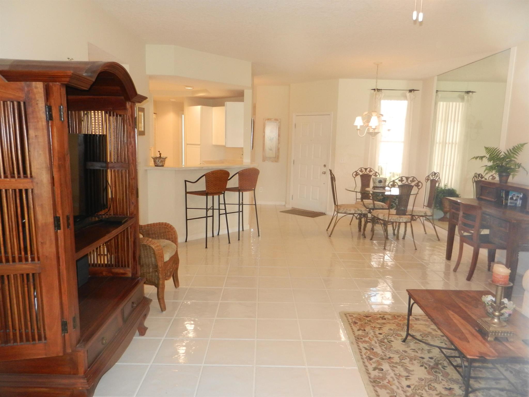 Jupiter, Florida 33458, United States, 2 Bedrooms Bedrooms, ,2 BathroomsBathrooms,Residential,Pending,209470
