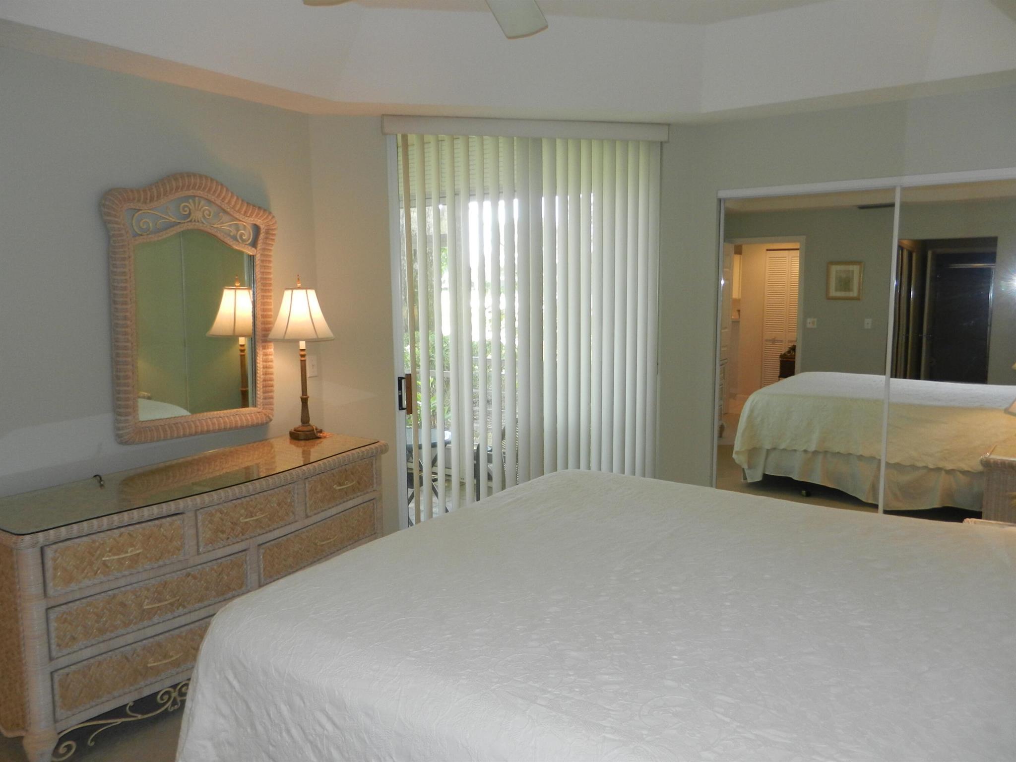 Jupiter, Florida 33458, United States, 2 Bedrooms Bedrooms, ,2 BathroomsBathrooms,Residential,Pending,209470