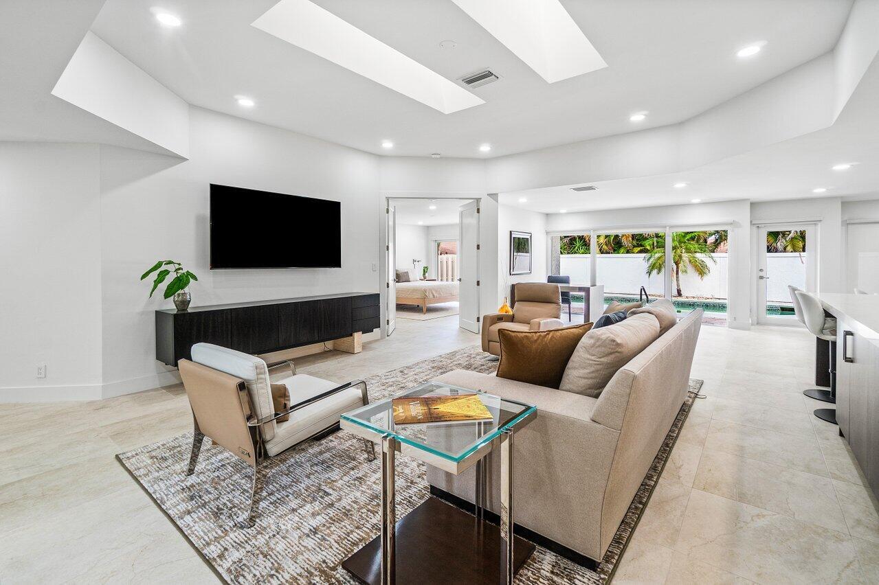 20531 Linksview Drive