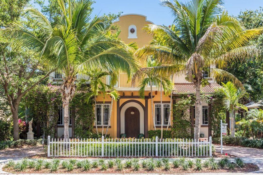 Photo of 111 NW 1st Avenue, Delray Beach, FL 33444 (MLS # R10703350)