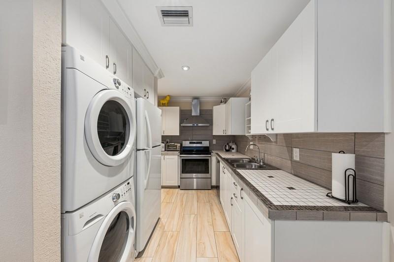 13578 Via Flora E, Delray Beach, FL, 33484/$229,000 1 13578 Via Flora E