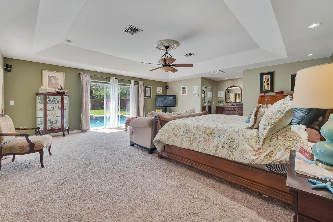 PALM BEACH NATL GOLF AND COUNTRY CLUB ESTATES 1 - Residential