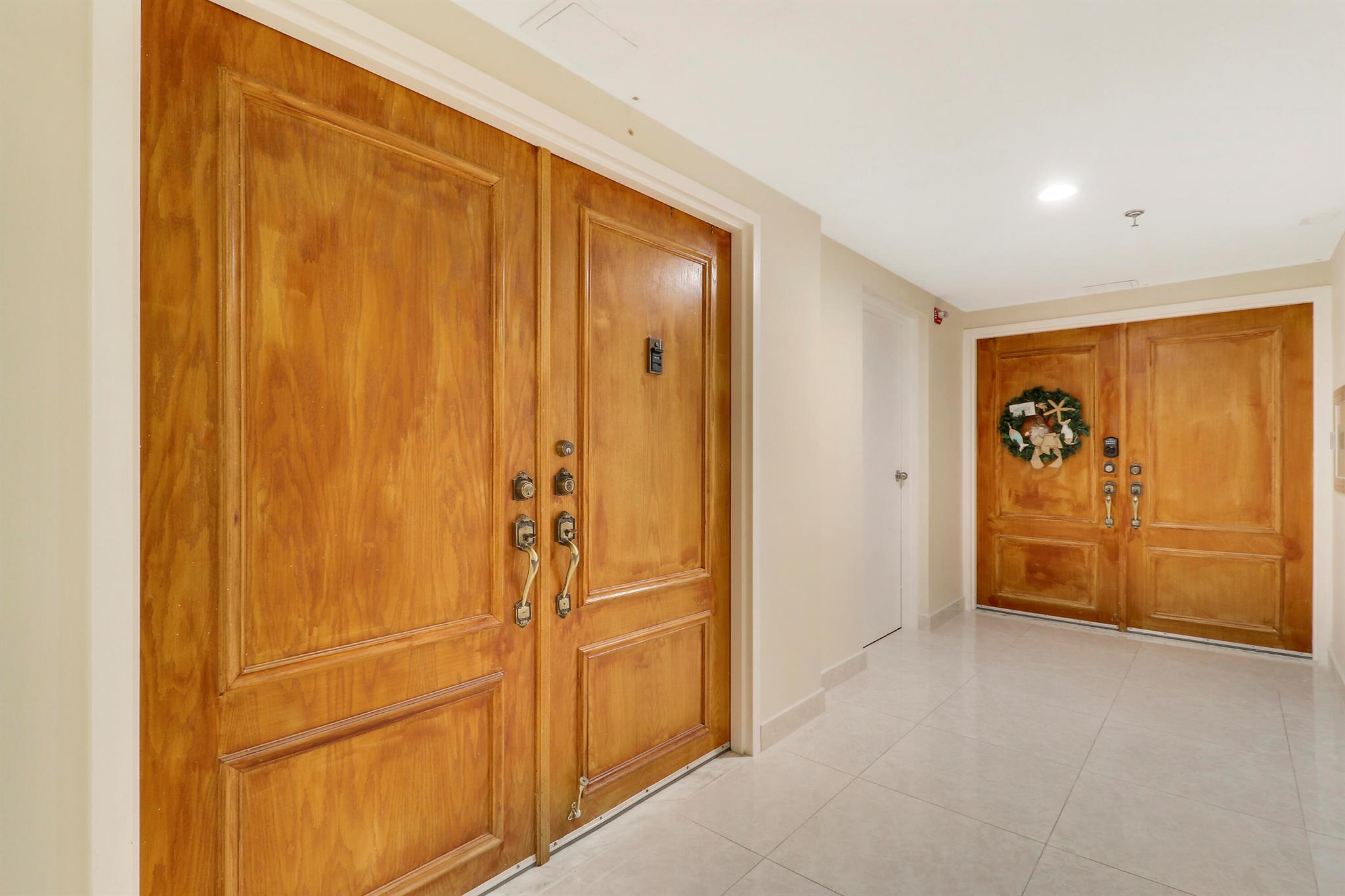 (The) Miramar II - Residential