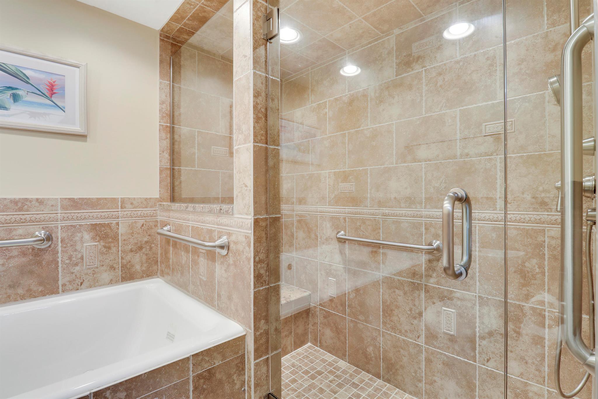 (The) Miramar II - Residential