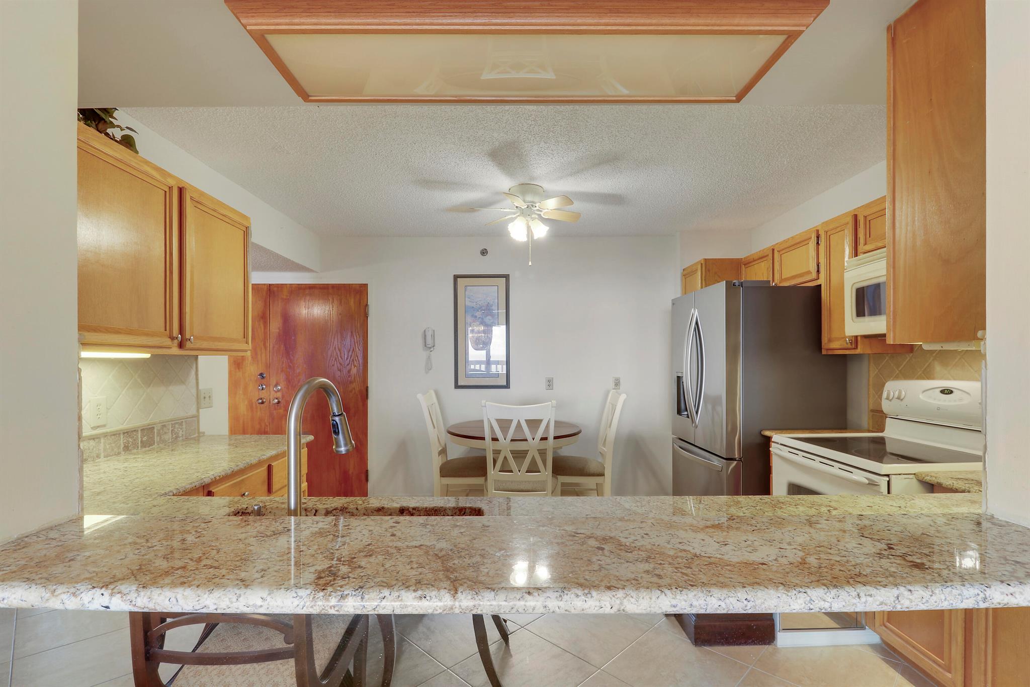 (The) Miramar II - Residential