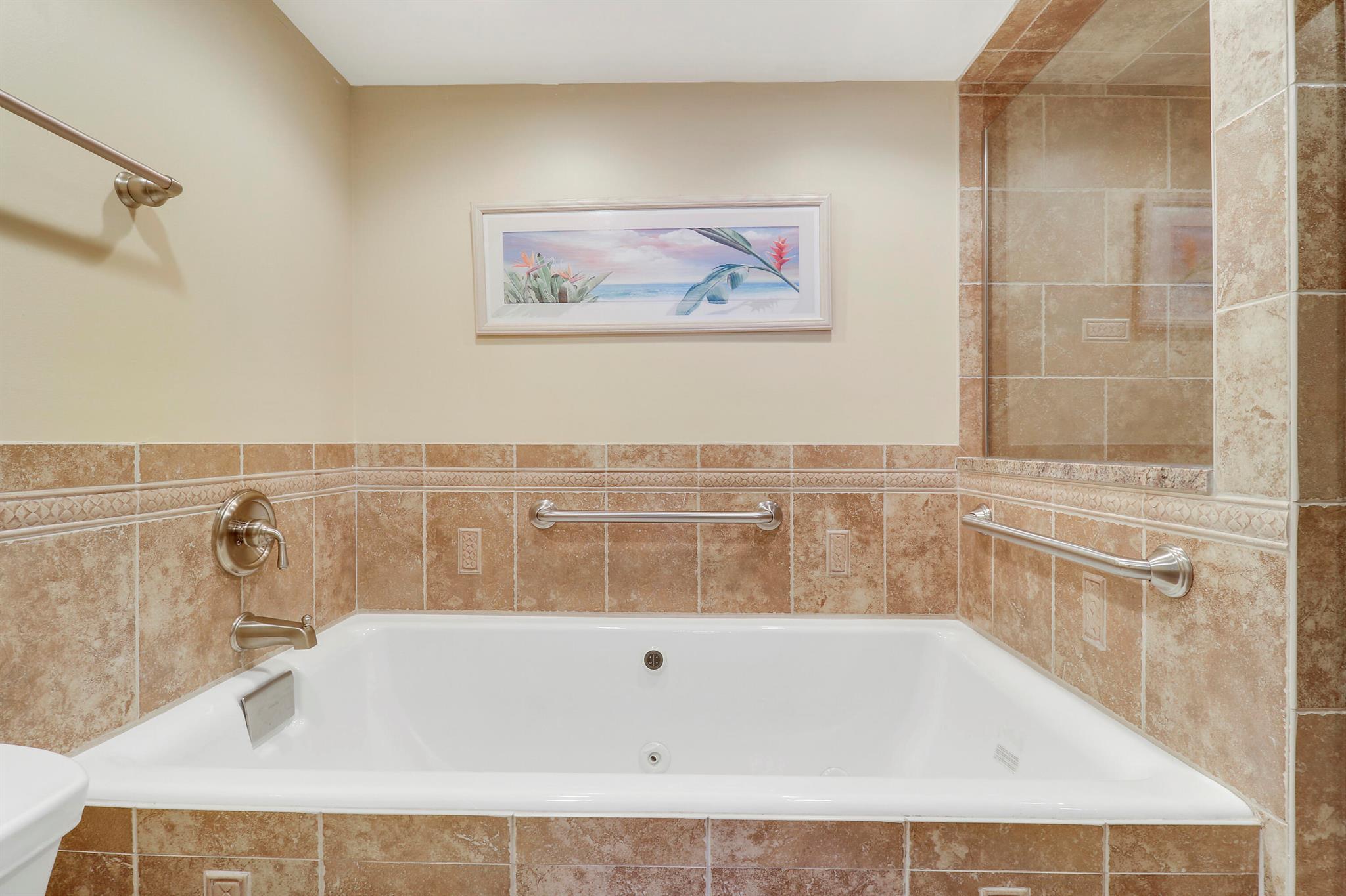 (The) Miramar II - Residential