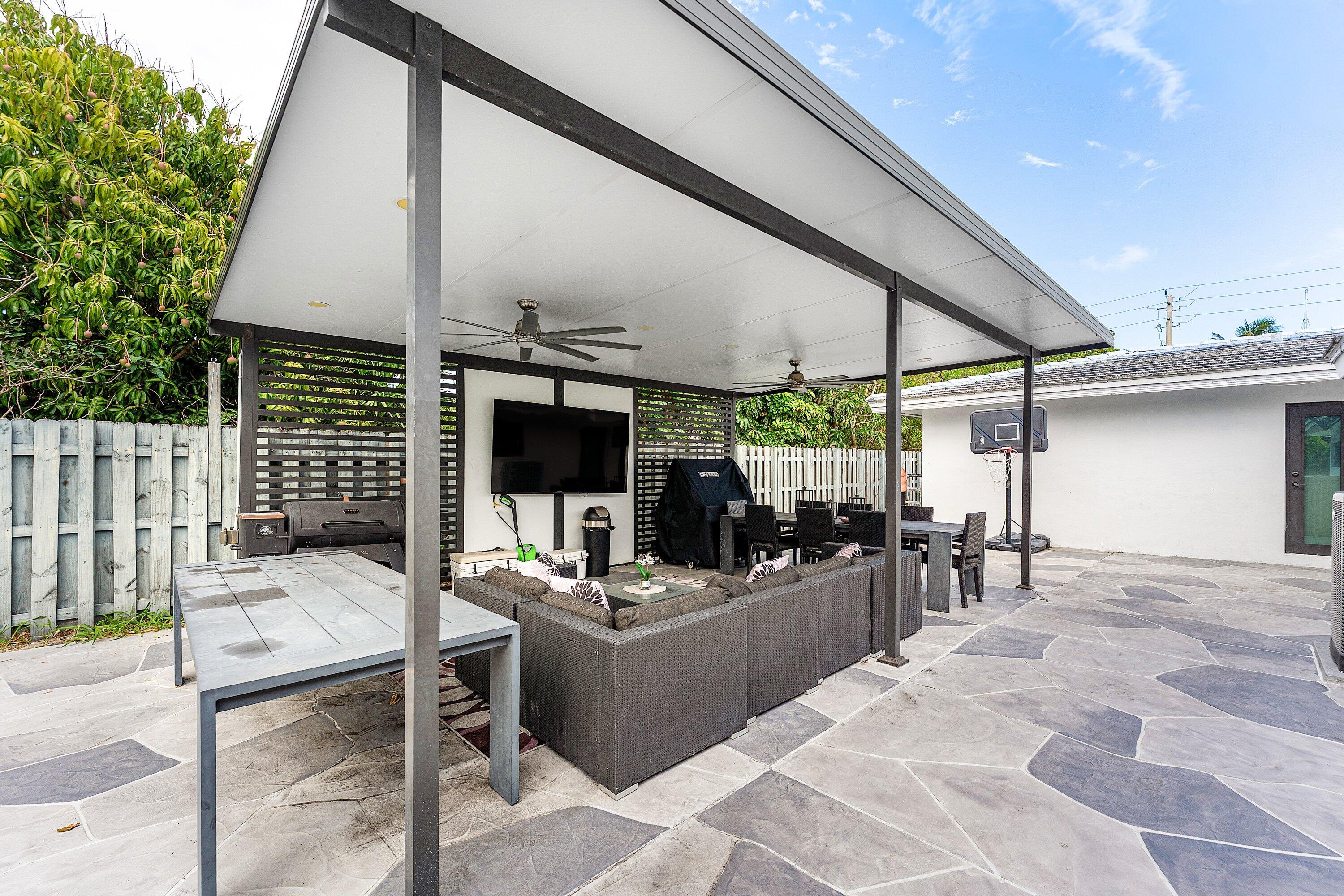 HARBOR VILLAGE SEC - Residential