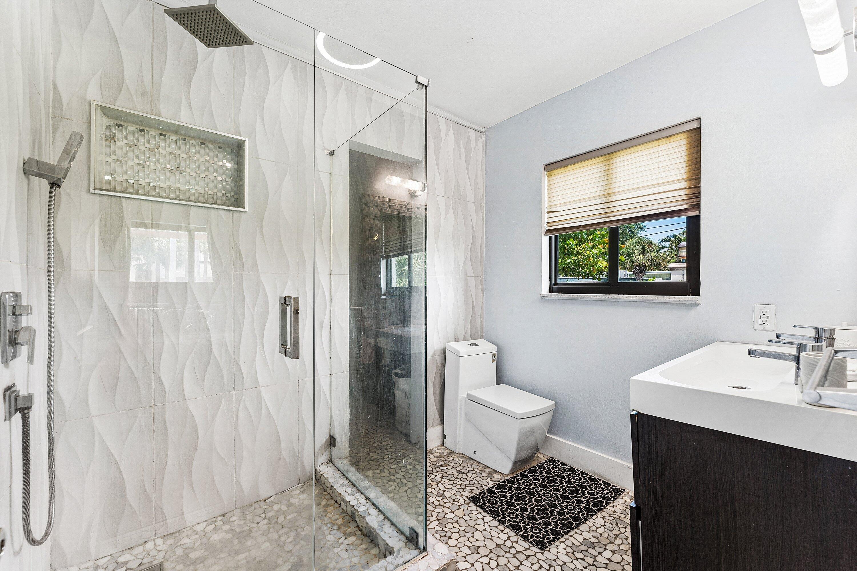 HARBOR VILLAGE SEC - Residential