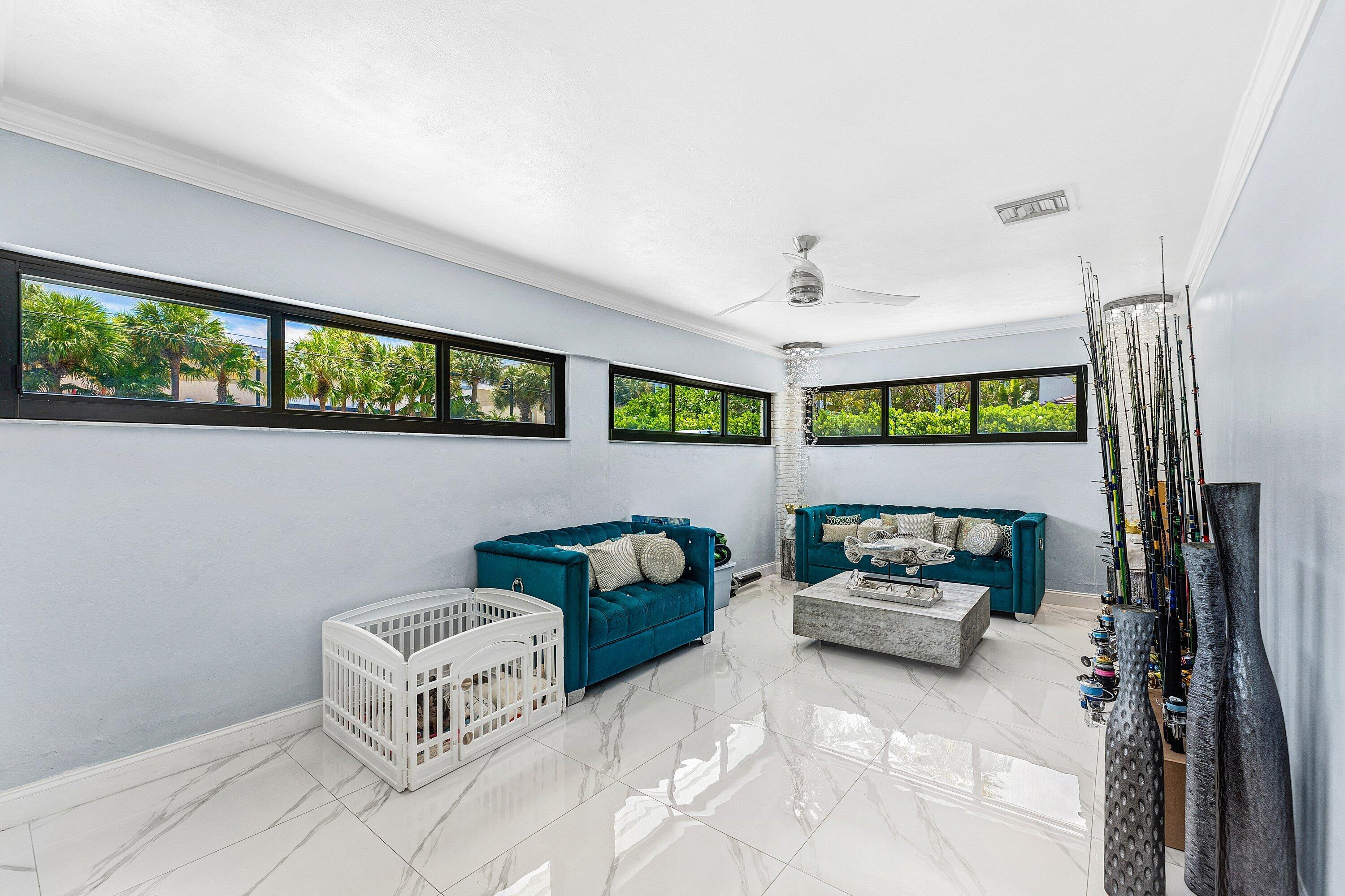 HARBOR VILLAGE SEC - Residential