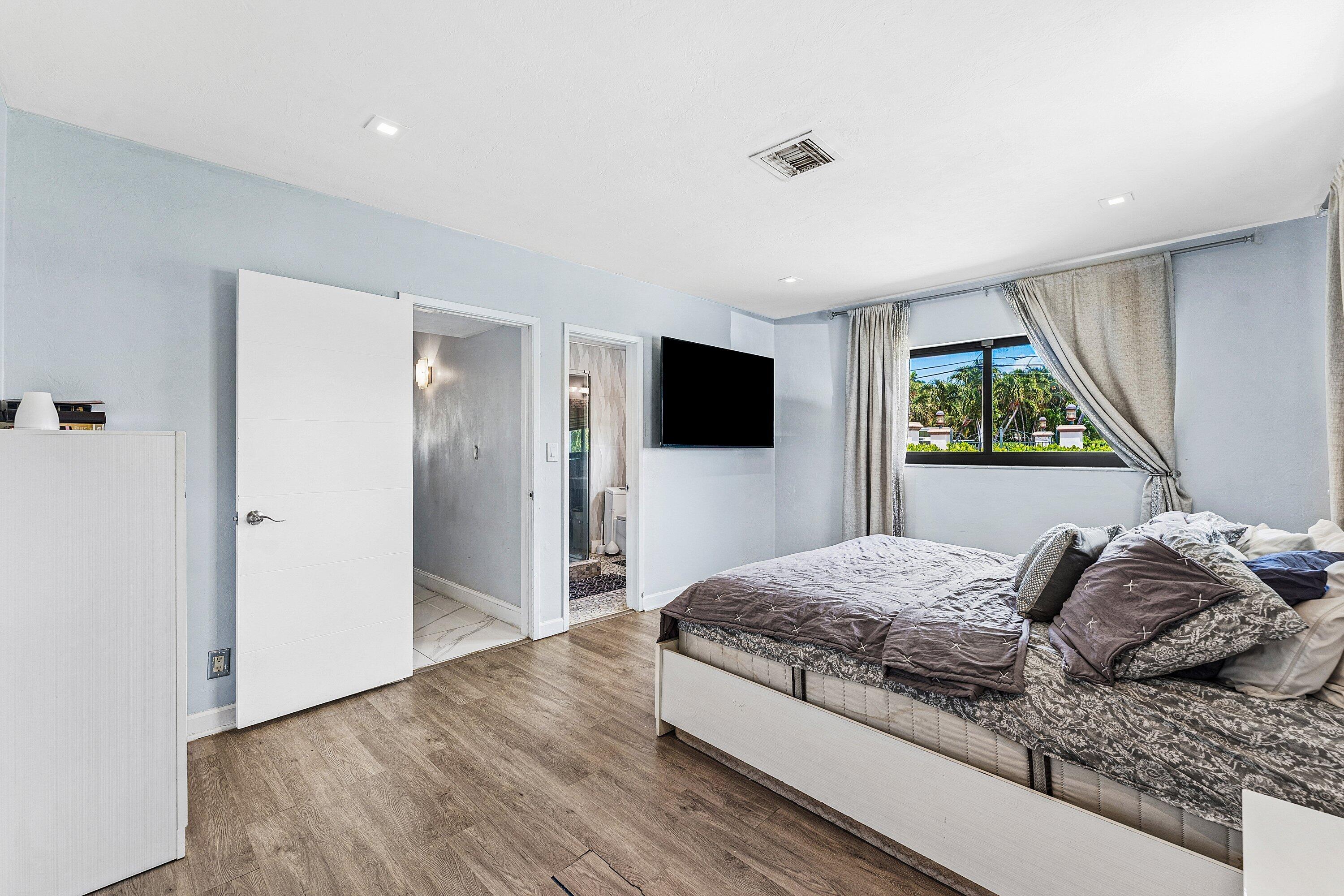 HARBOR VILLAGE SEC - Residential