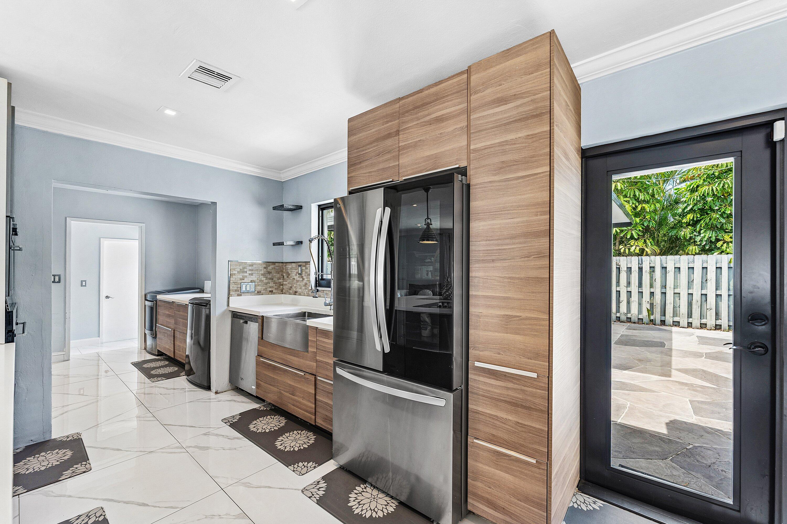 HARBOR VILLAGE SEC - Residential