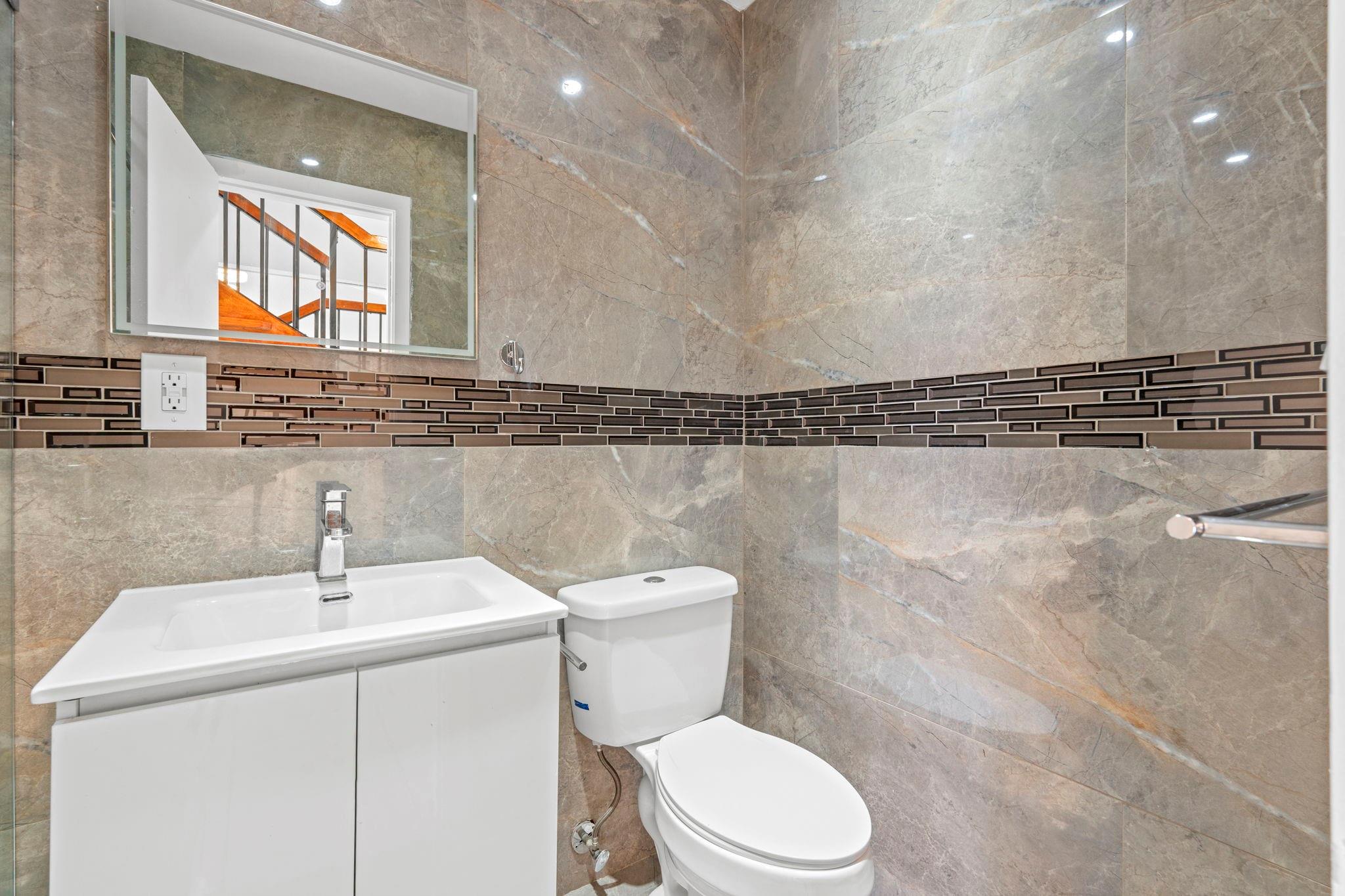 BOULEVARD NORTH - Residential