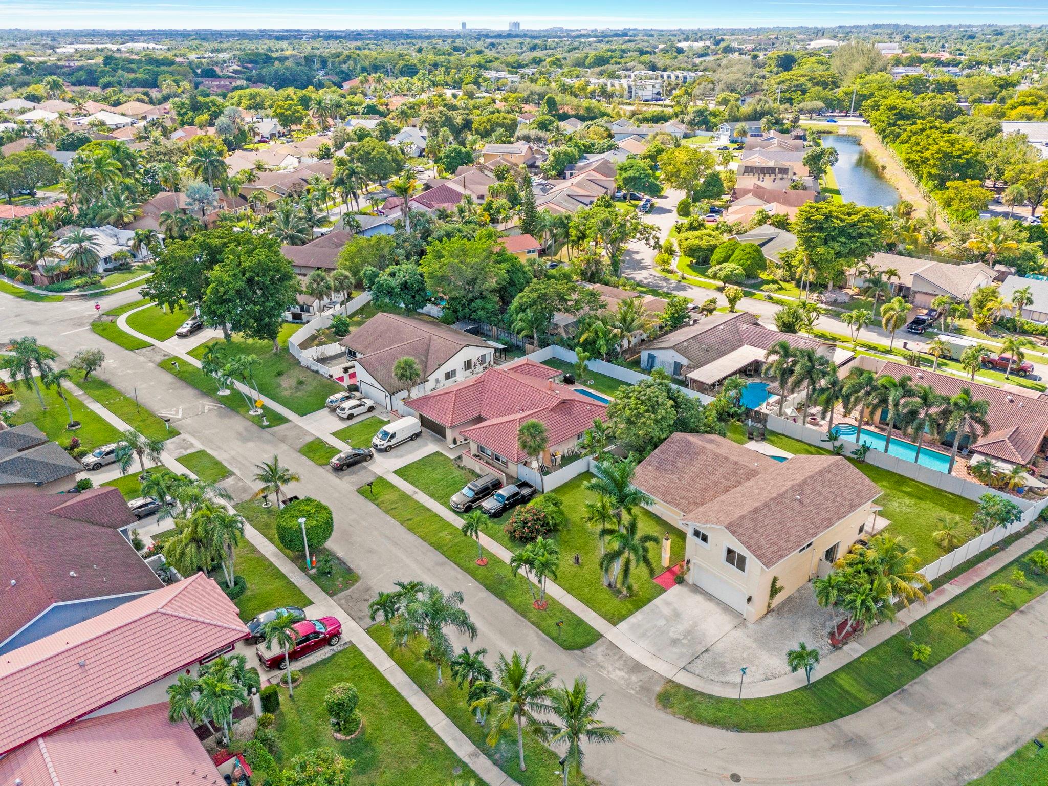 BOULEVARD NORTH - Residential