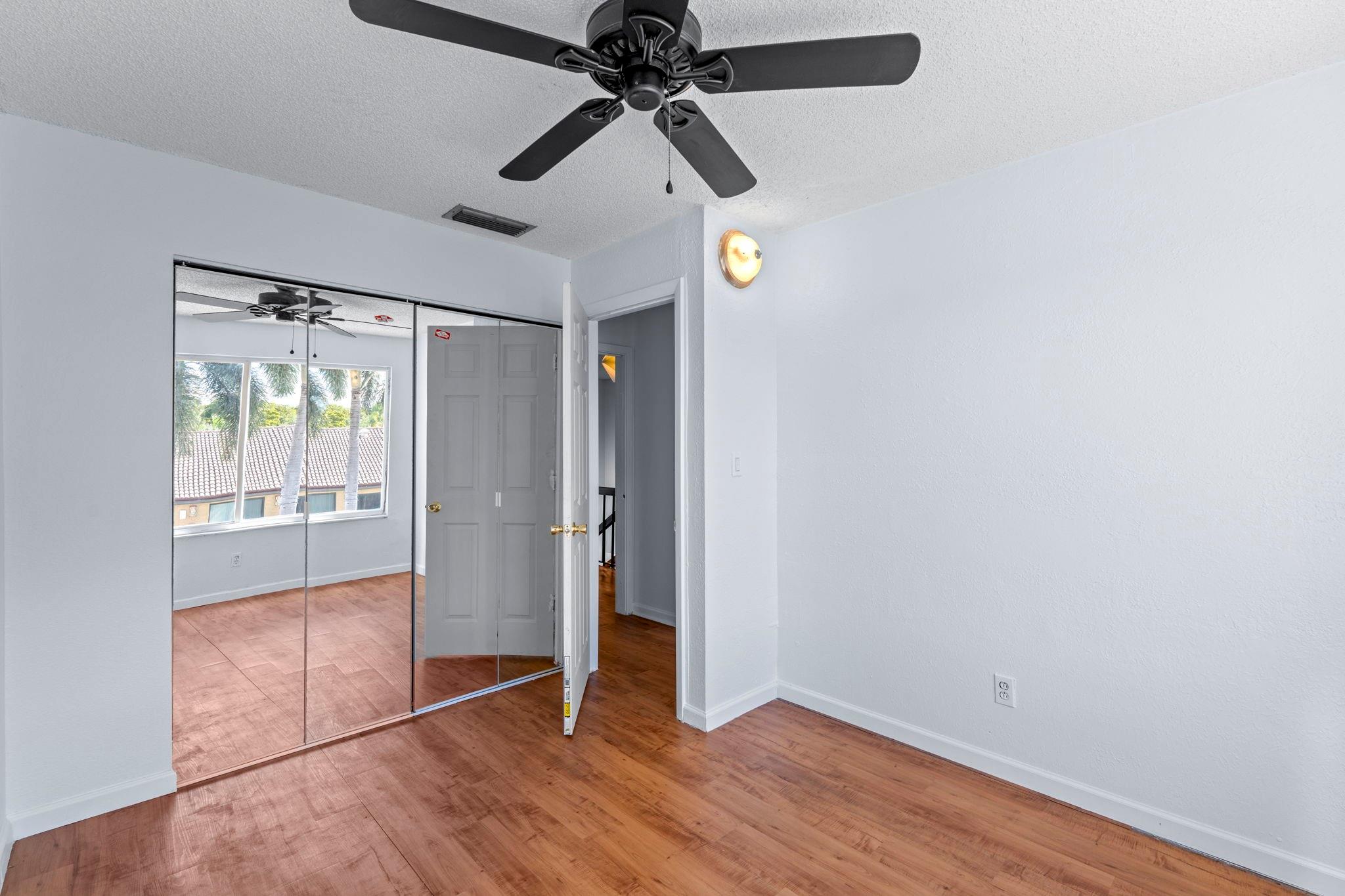 BOULEVARD NORTH - Residential