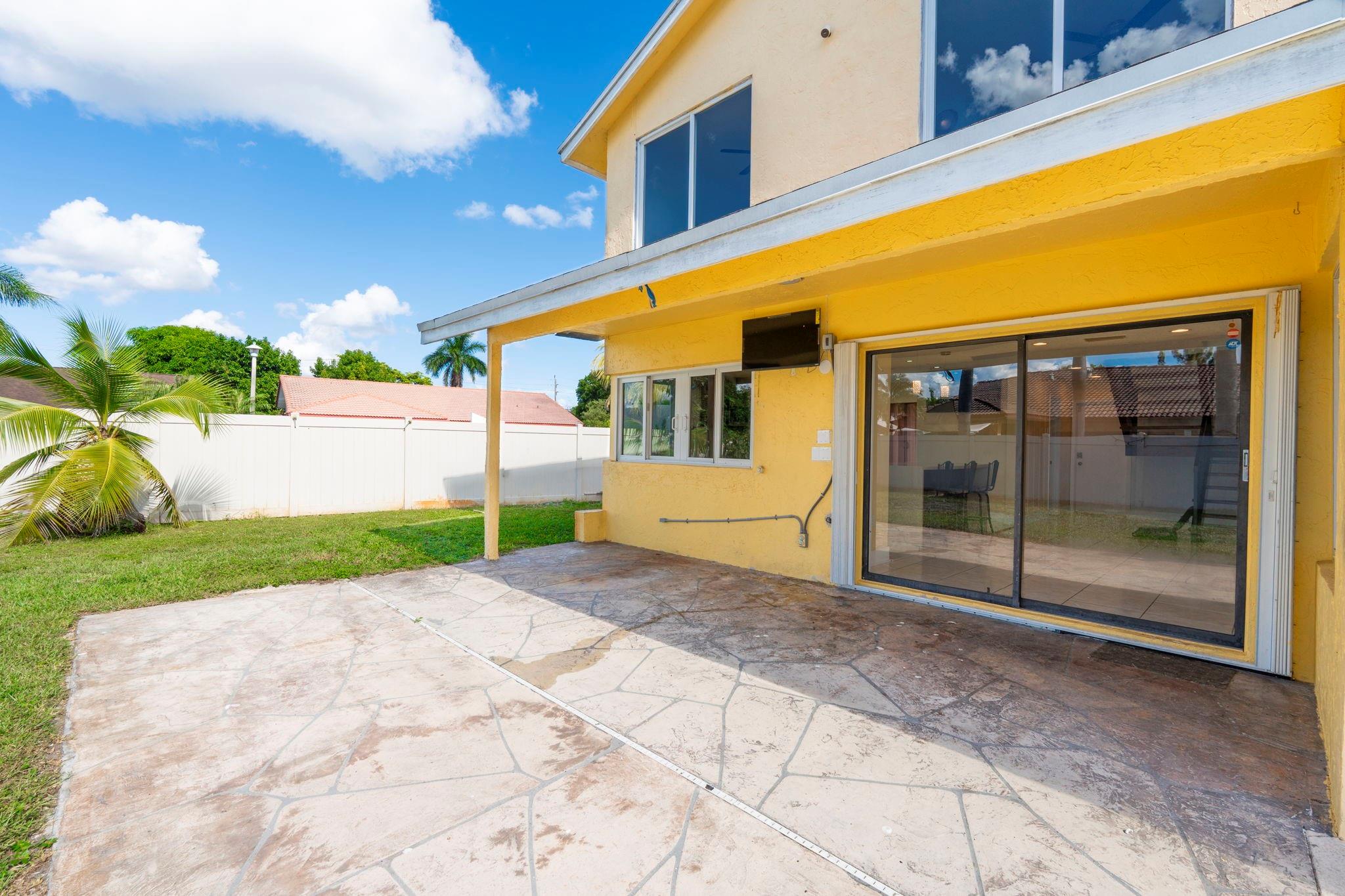 BOULEVARD NORTH - Residential