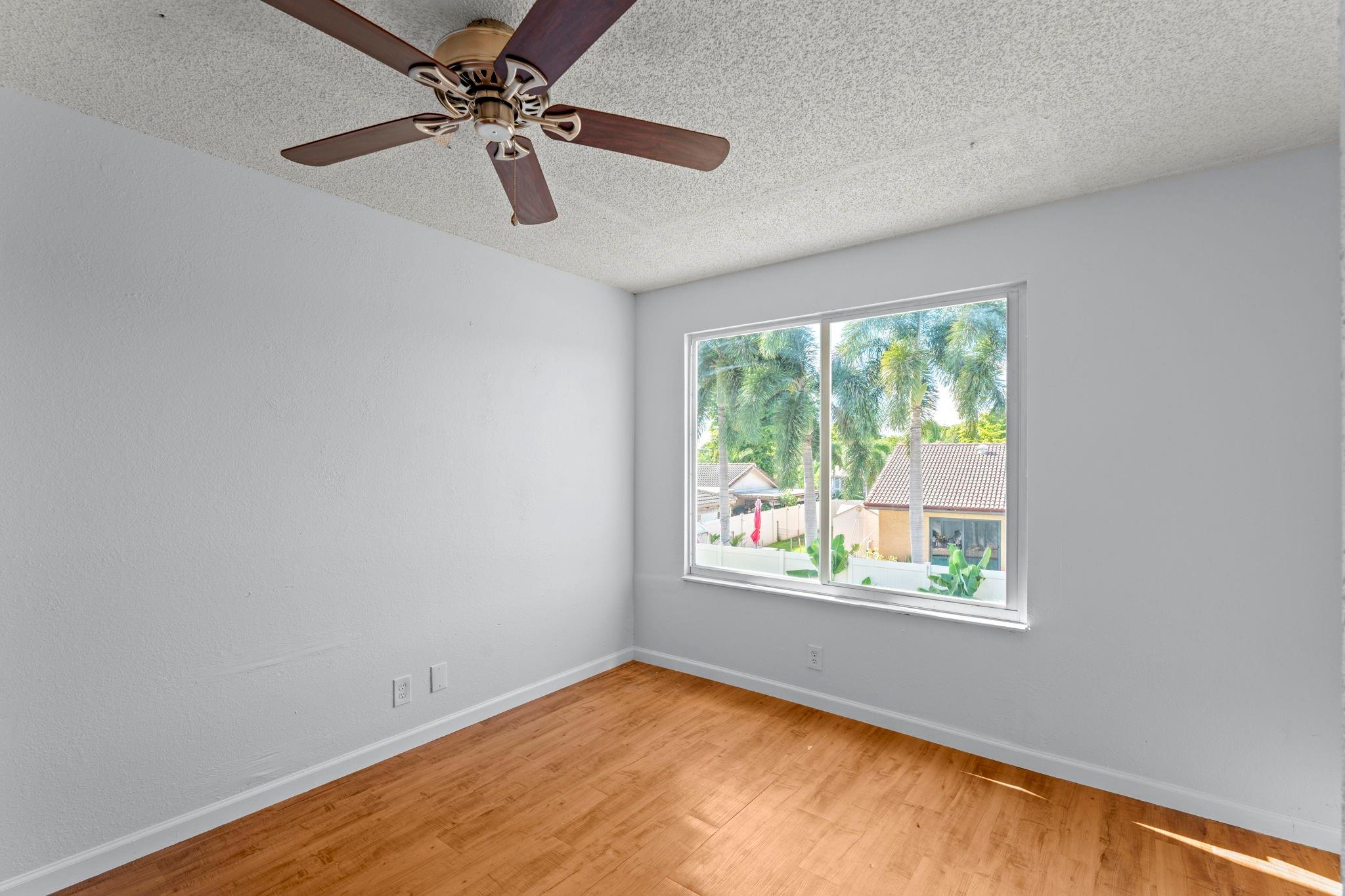 BOULEVARD NORTH - Residential