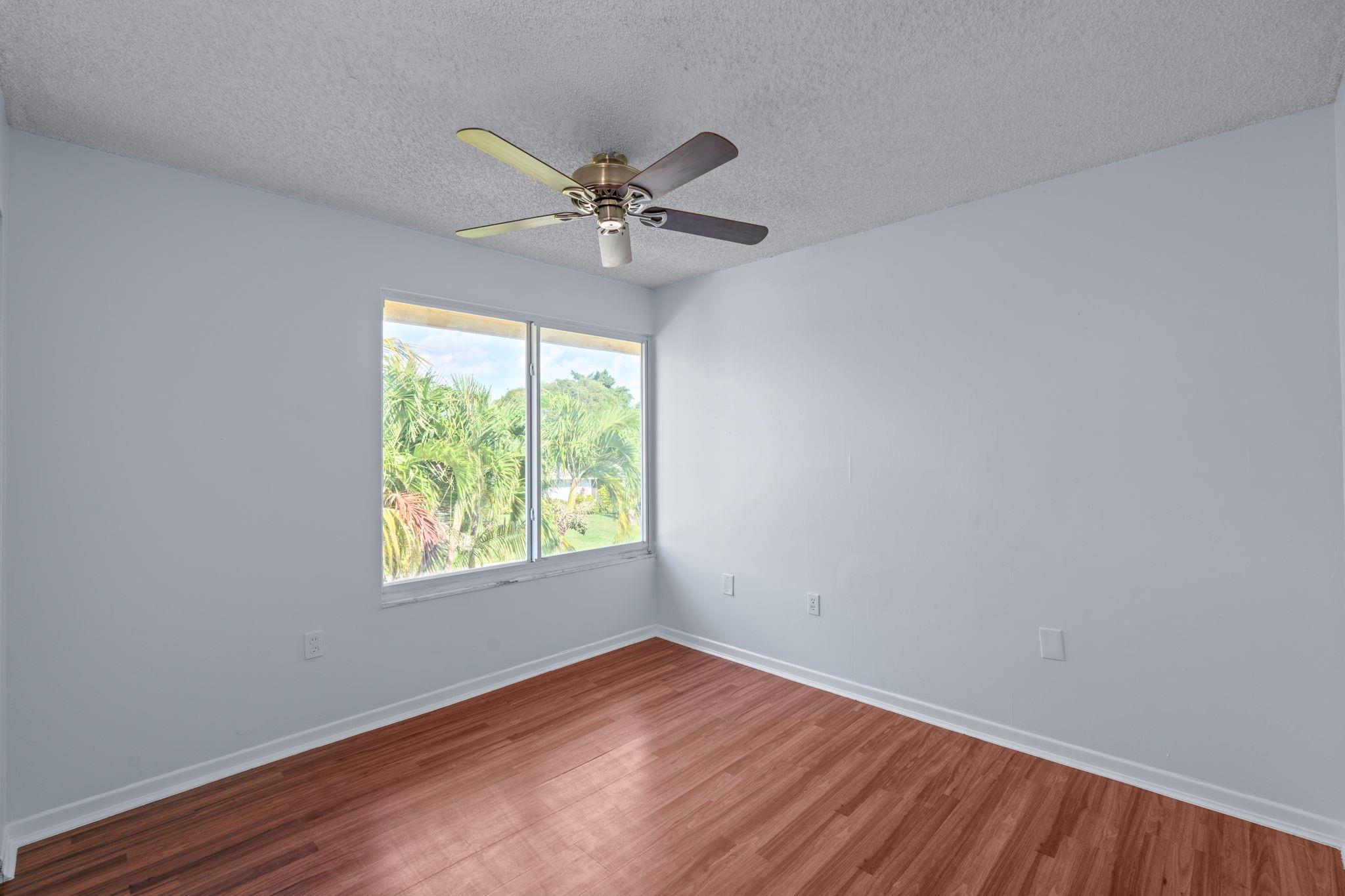 BOULEVARD NORTH - Residential