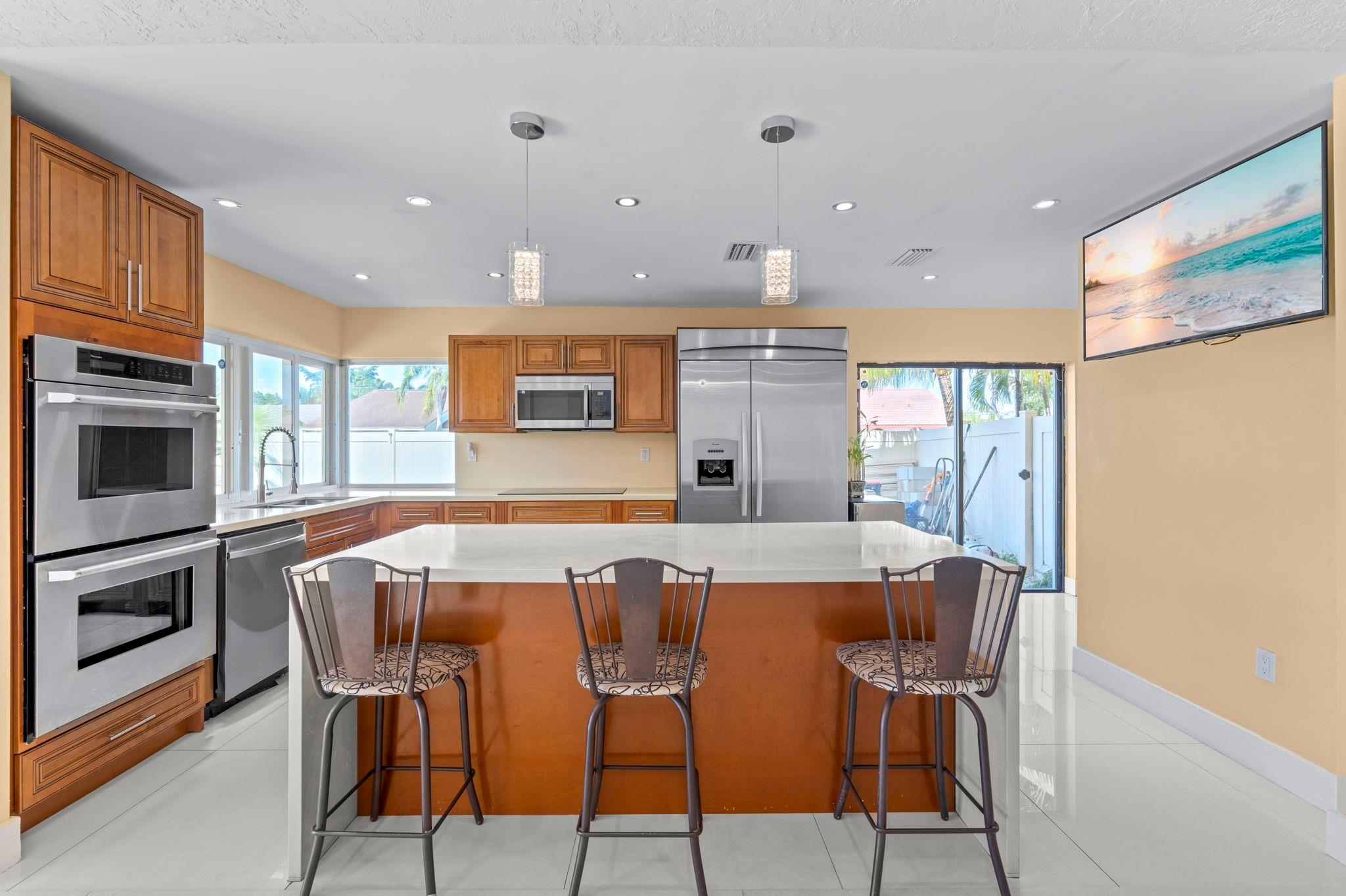 BOULEVARD NORTH - Residential