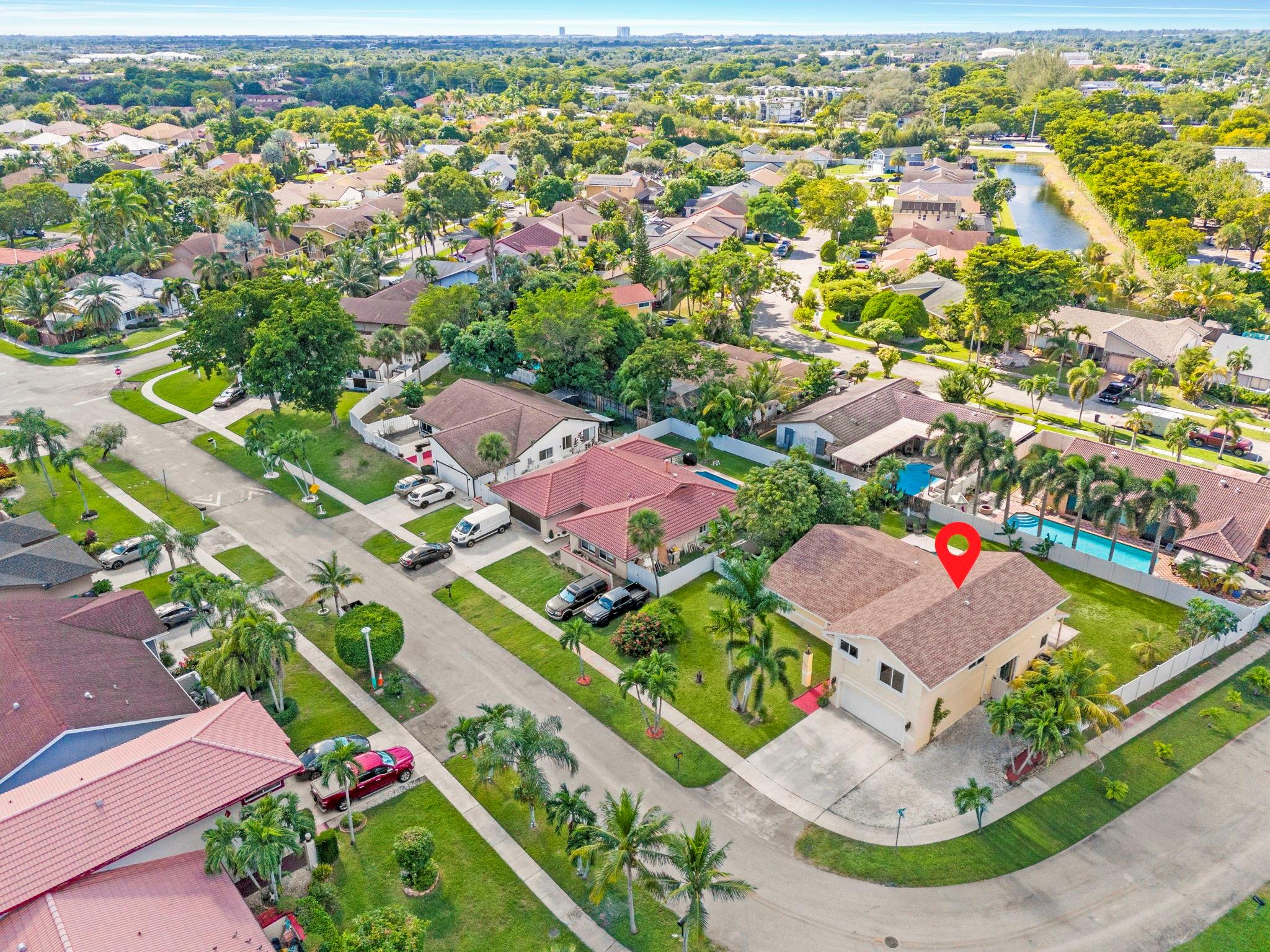 BOULEVARD NORTH - Residential