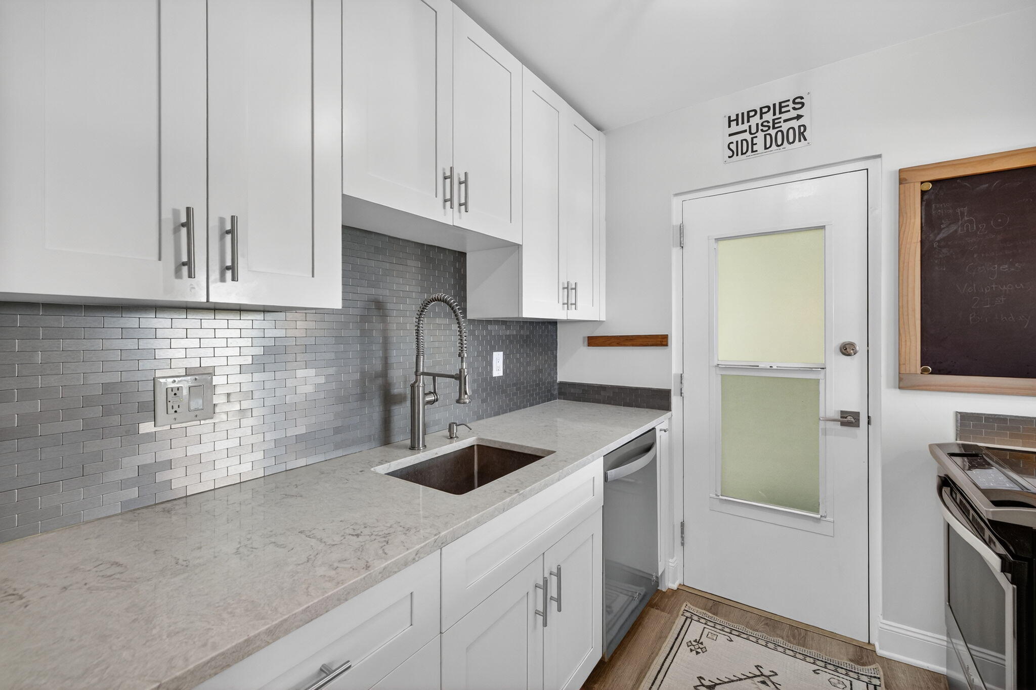 HORIZON HOUSE CONDO - Residential