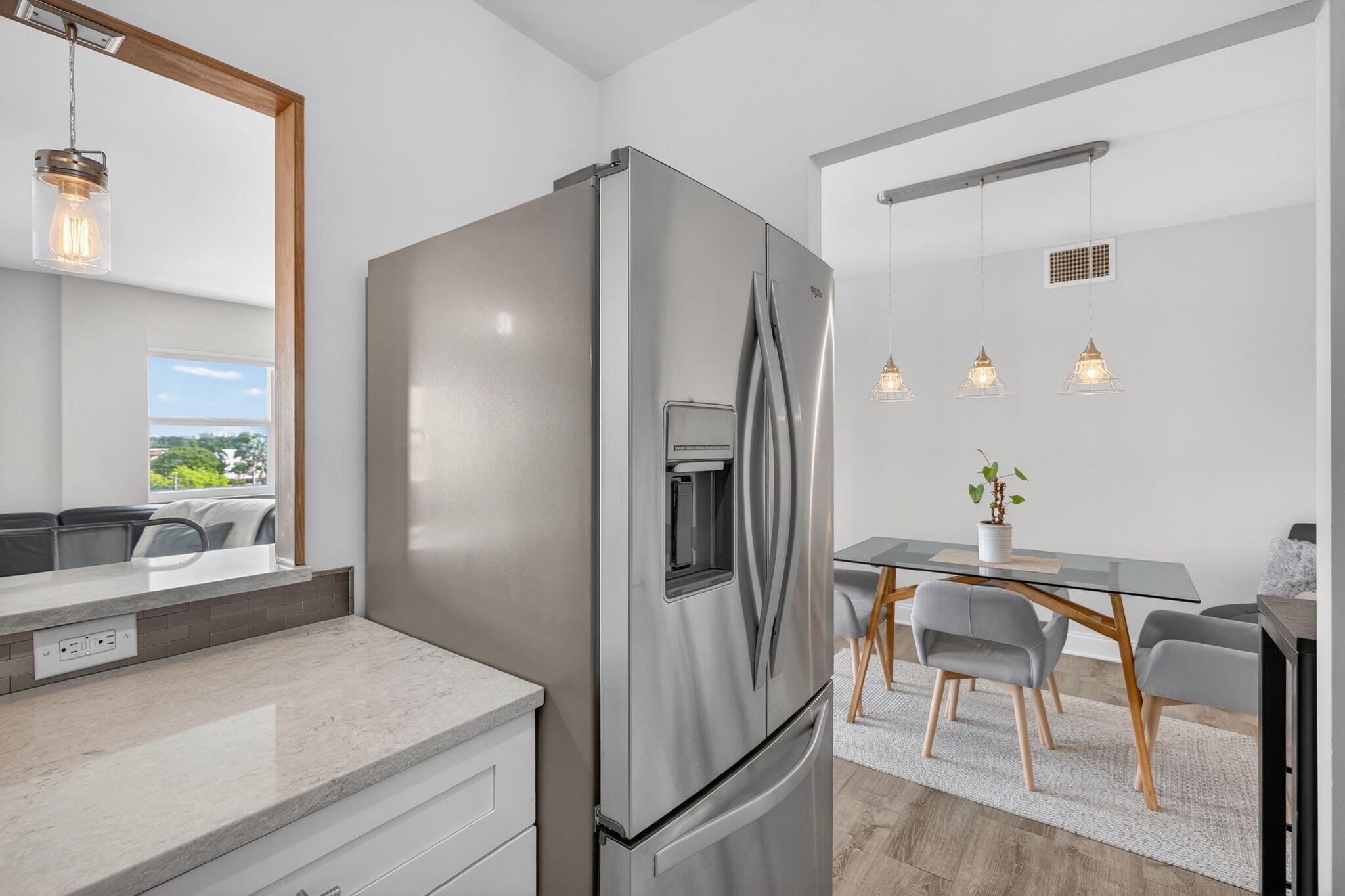 HORIZON HOUSE CONDO - Residential