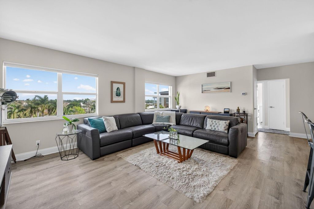 Photo of 2555 NE 11th Street #609, Fort Lauderdale, FL 33304 (MLS # B26001441)