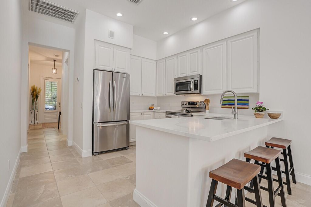 Photo of 334 Caravelle Drive, Jupiter, FL 33458 (MLS # R11085306)