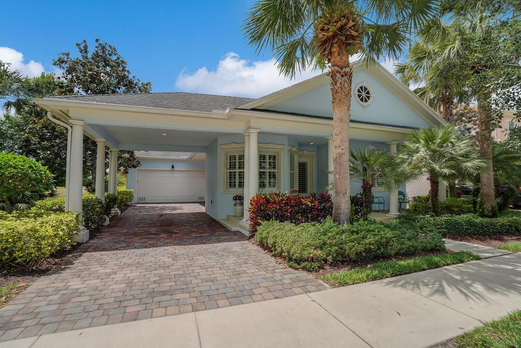 Photo of 334 Caravelle Drive, Jupiter, FL 33458 (MLS # R11085306)