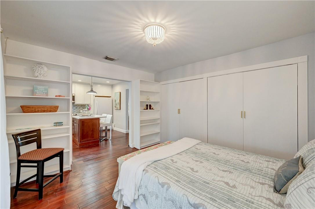 CYPRESS COVE - Residential Lease