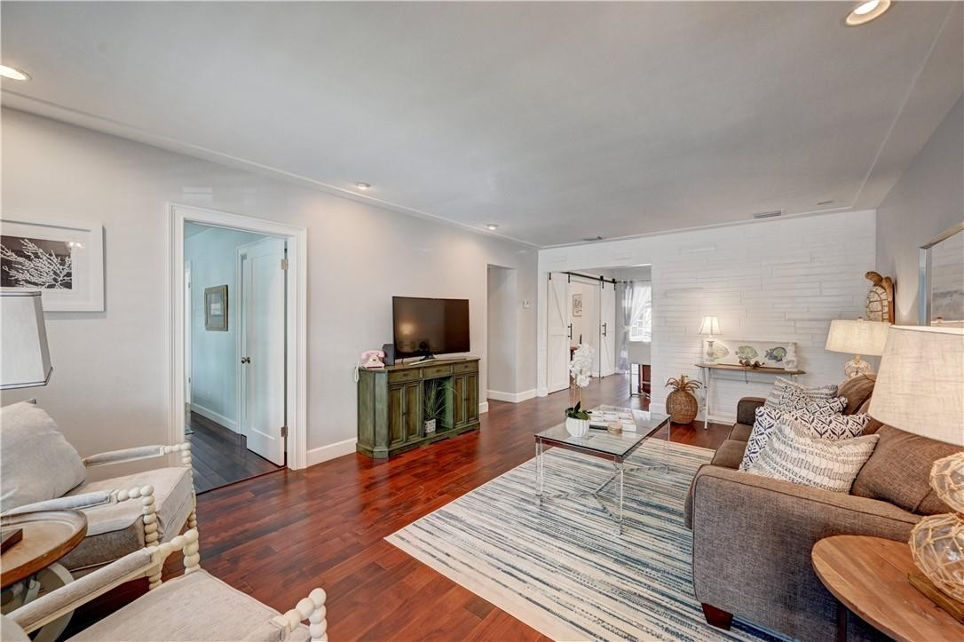 CYPRESS COVE - Residential Lease