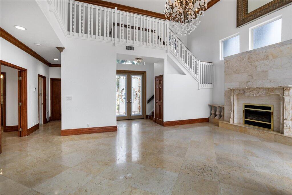 Country's Point - Residential Lease