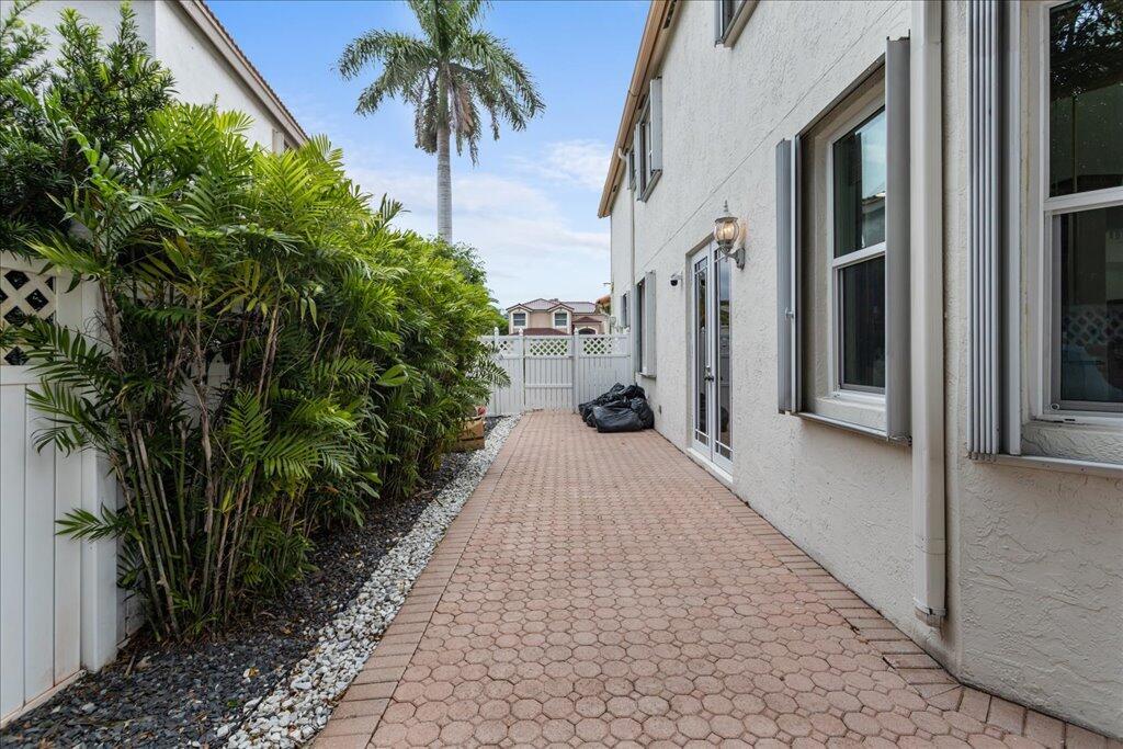 Country's Point - Residential Lease