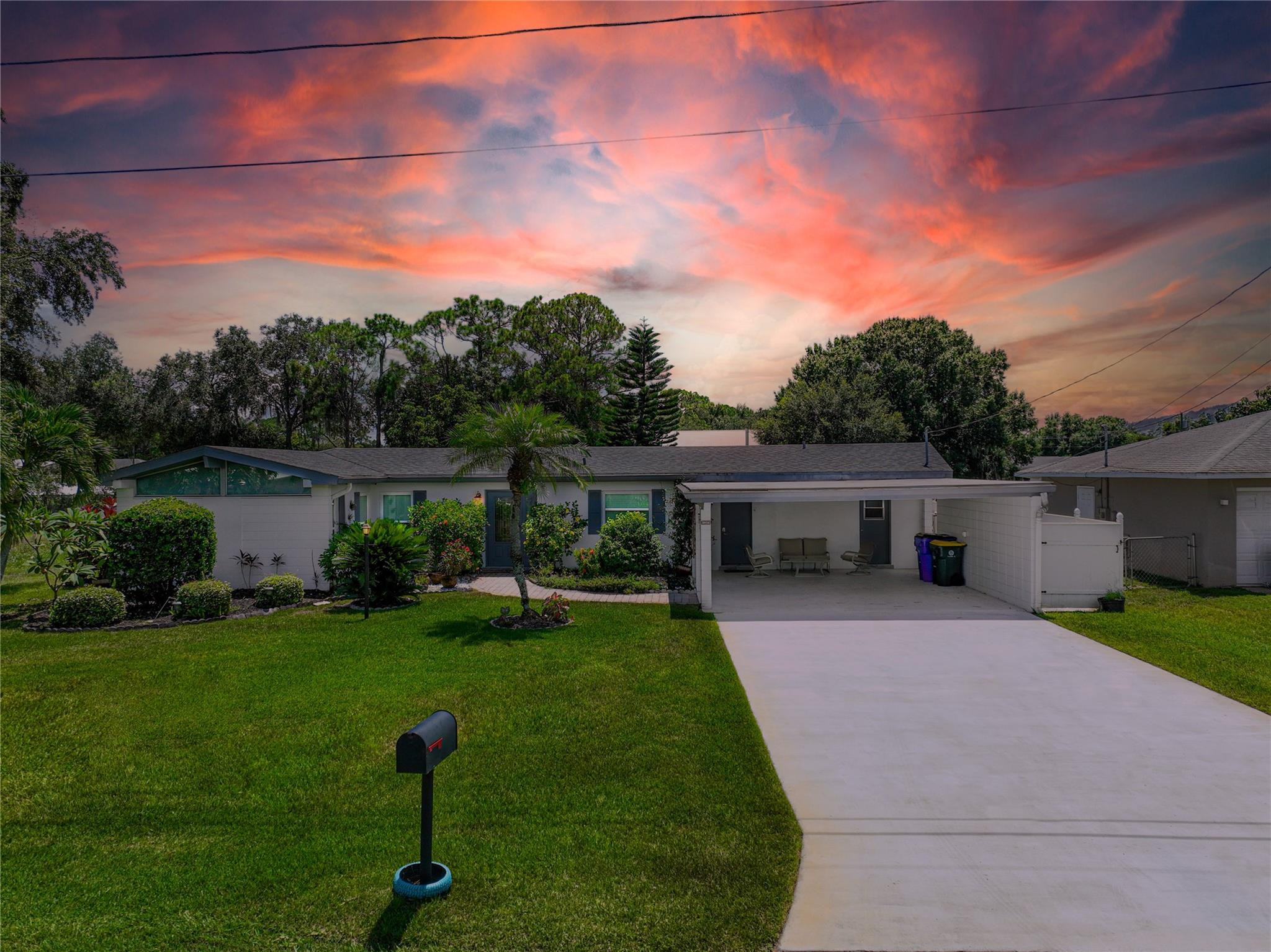 Sun N Lakes - Residential