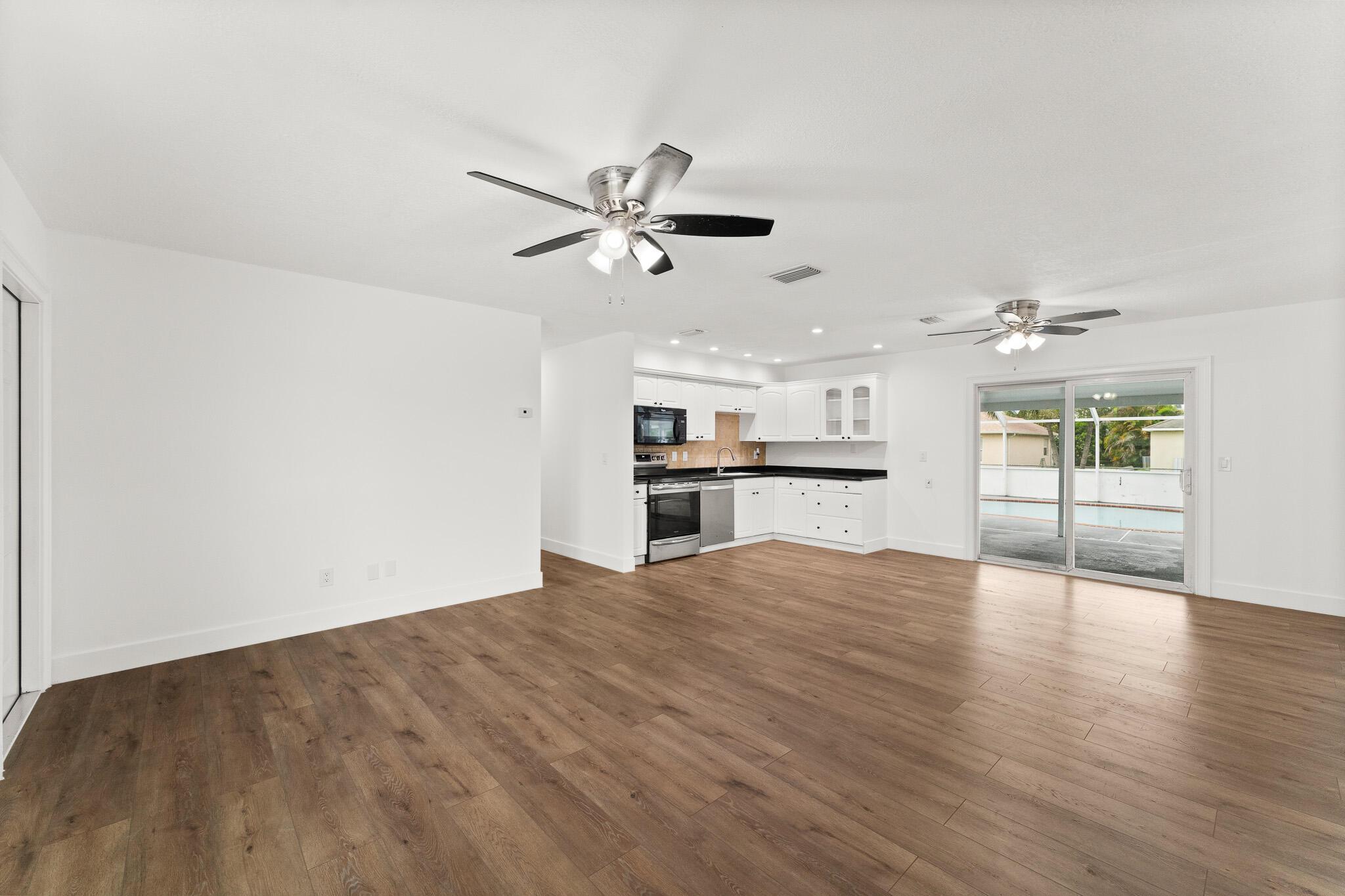 PORT ST LUCIE SECTION 14 - Residential