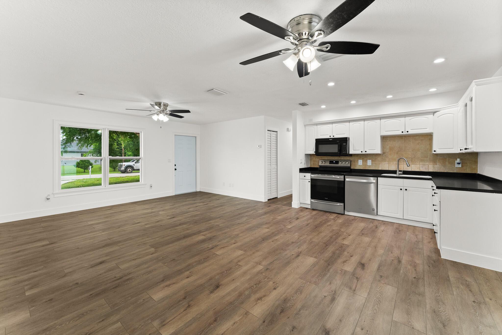 PORT ST LUCIE SECTION 14 - Residential