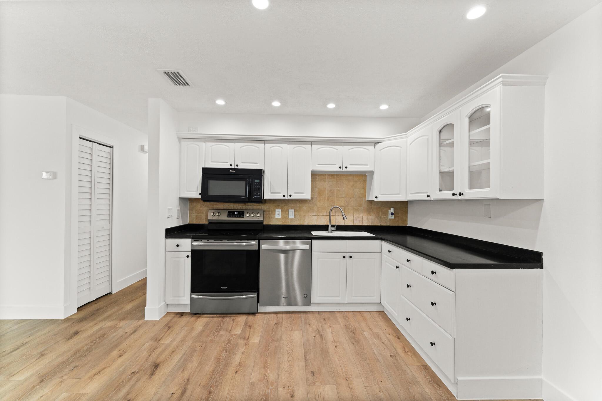 PORT ST LUCIE SECTION 14 - Residential