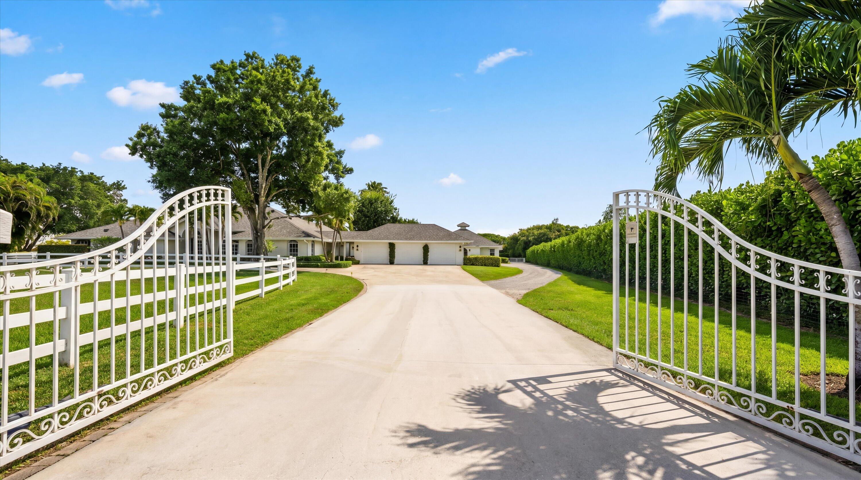 14466 Laurel Trail