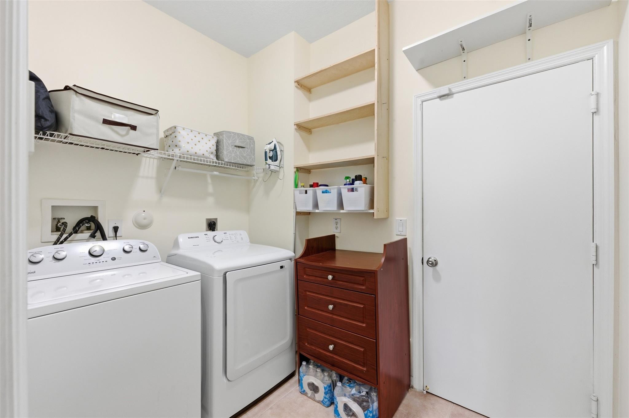 WYNDHAM LAKES NORTH - Residential