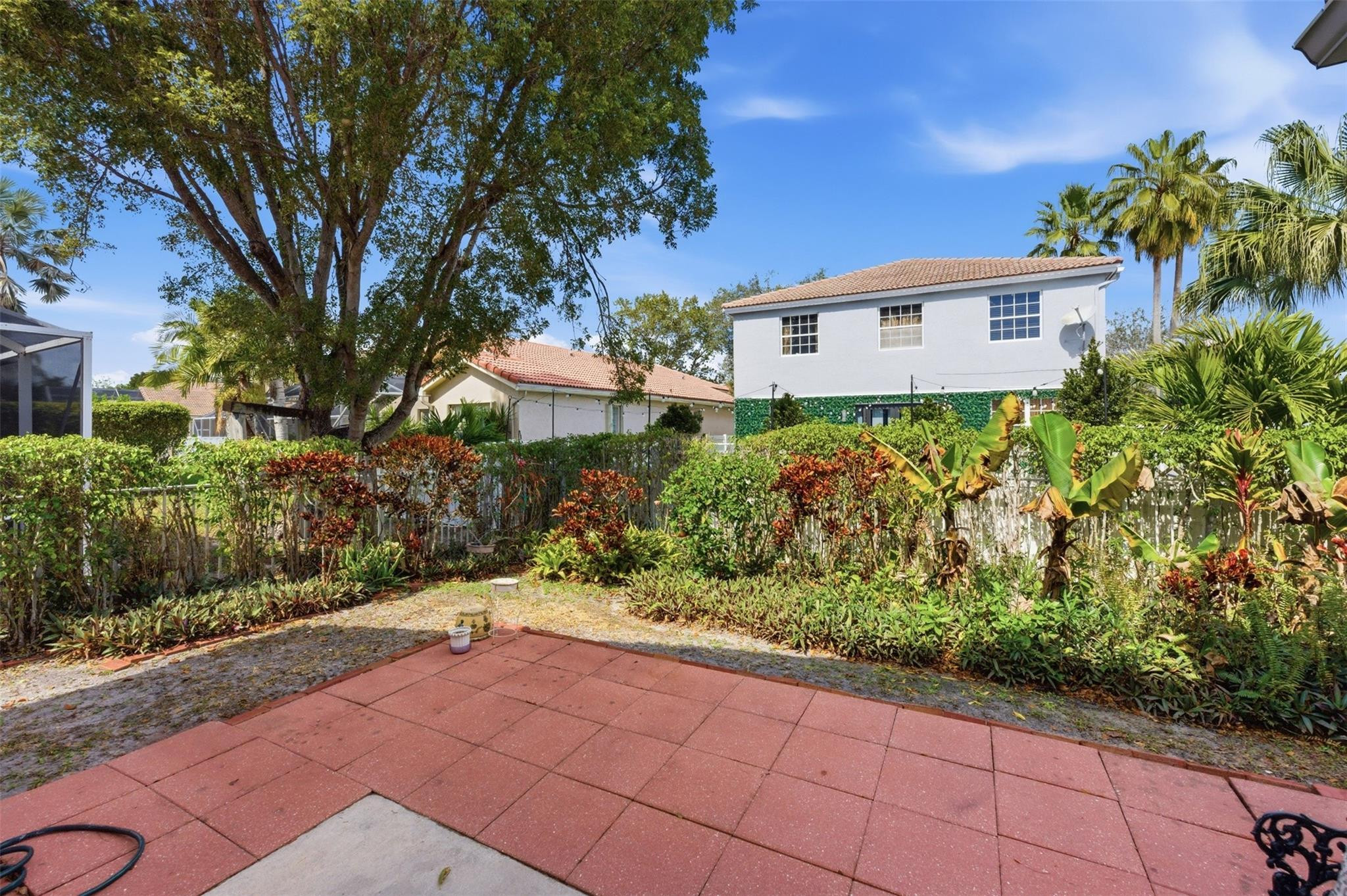 WYNDHAM LAKES NORTH - Residential