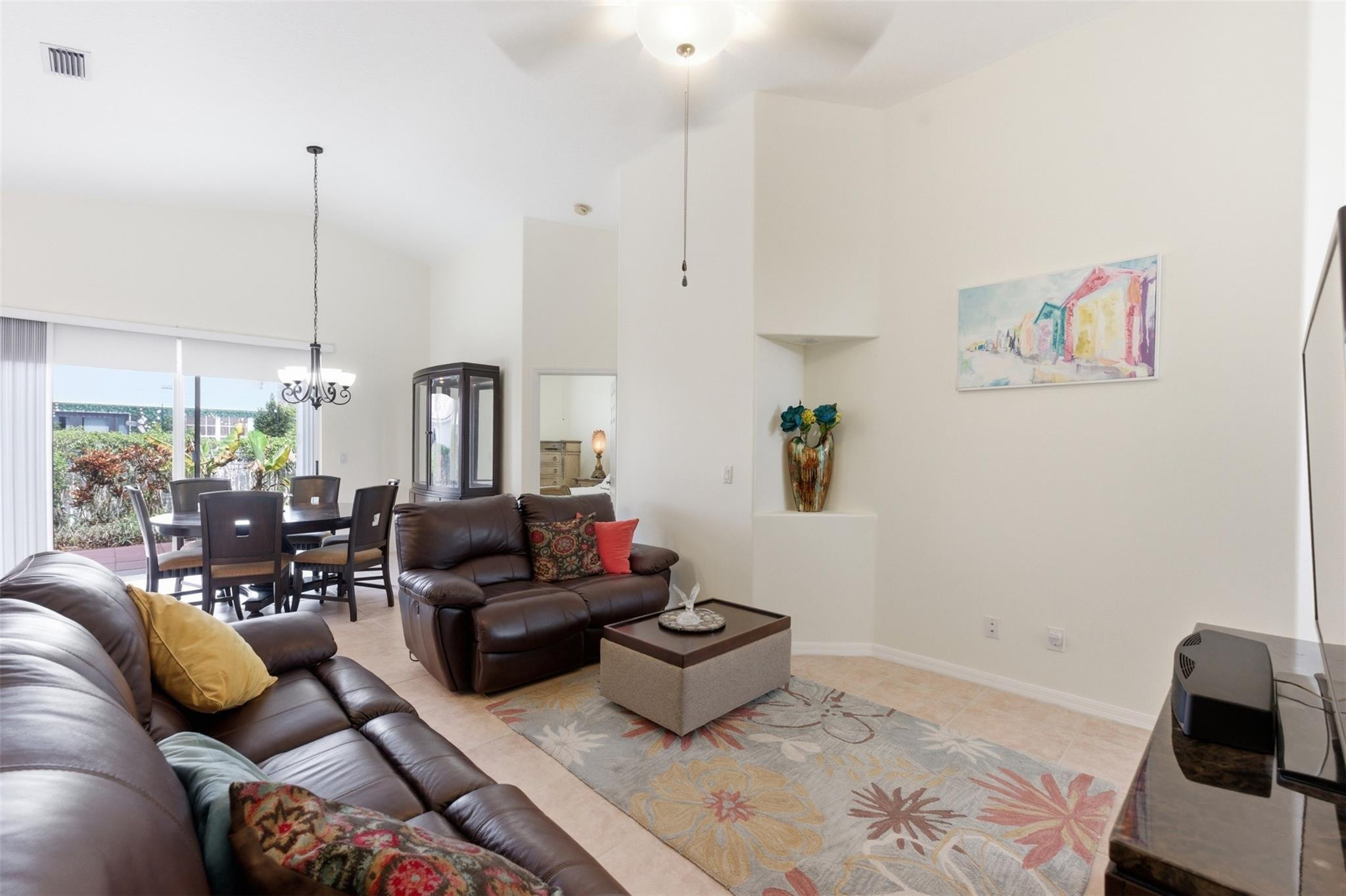 WYNDHAM LAKES NORTH - Residential